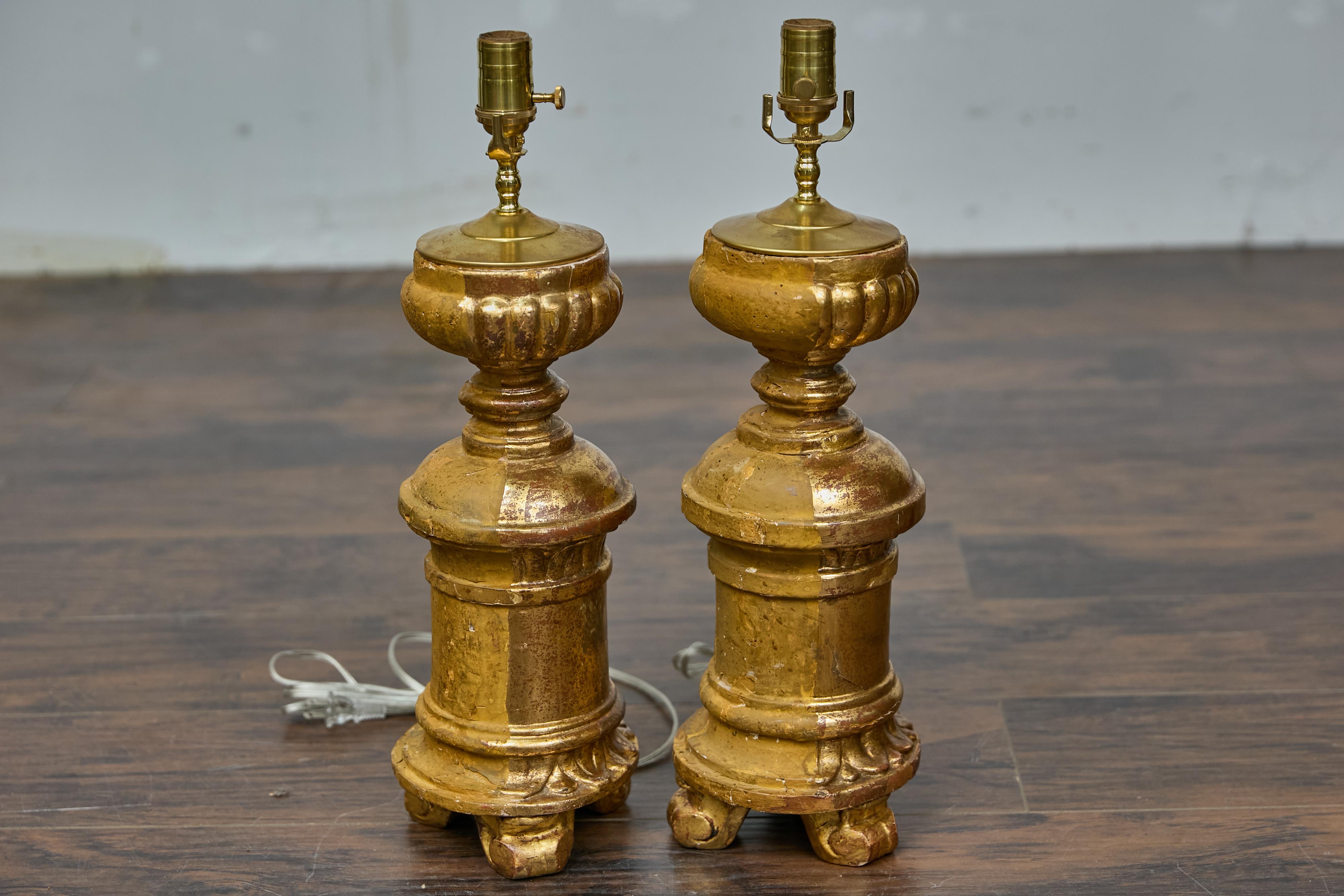 Pair of French Baroque Revival 19th Century Giltwood Fragments Made into Lamps For Sale 1