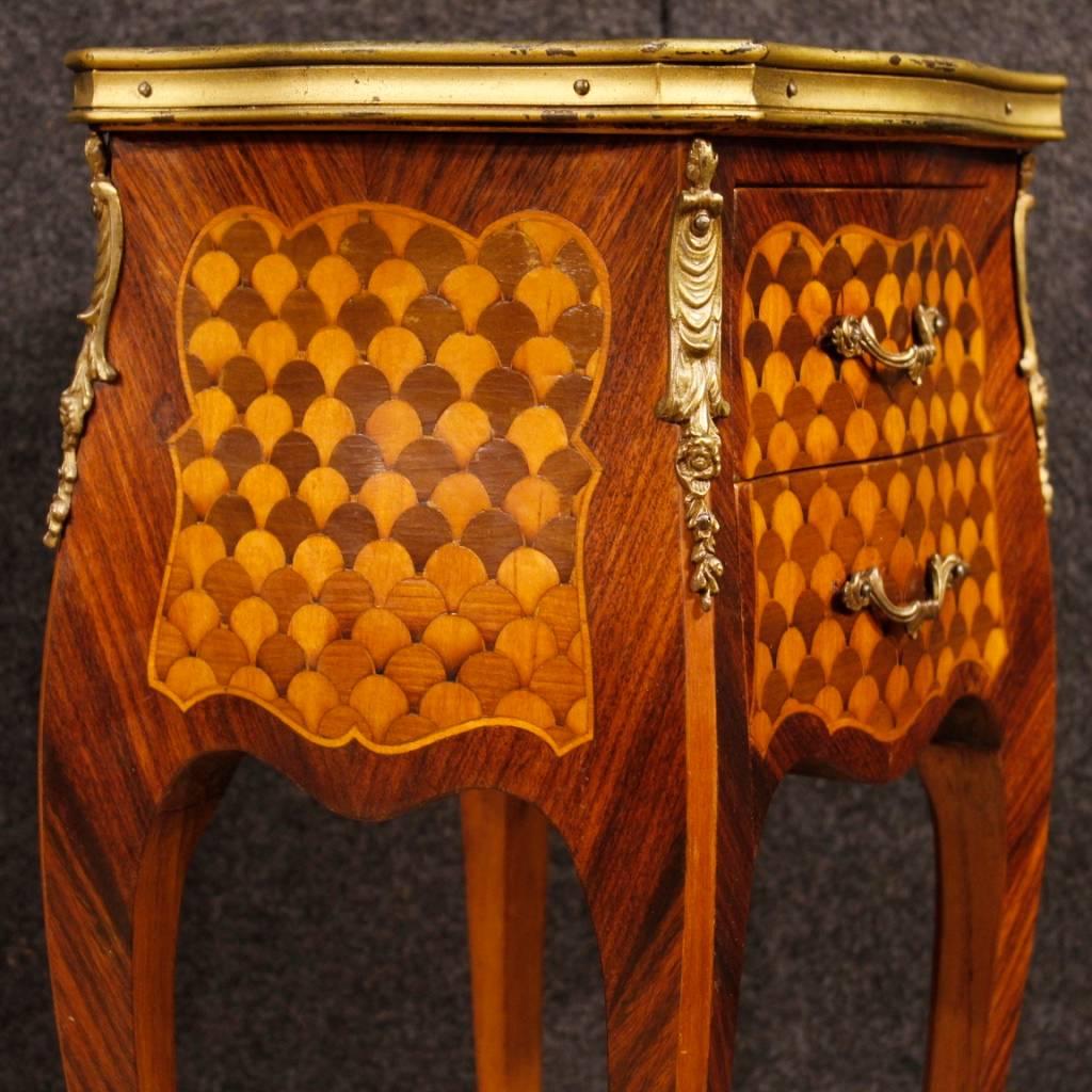 Pair of French Bedside Tables in Inlaid Wood with Marble Top in Louis XV Style In Good Condition In Vicoforte, Piedmont