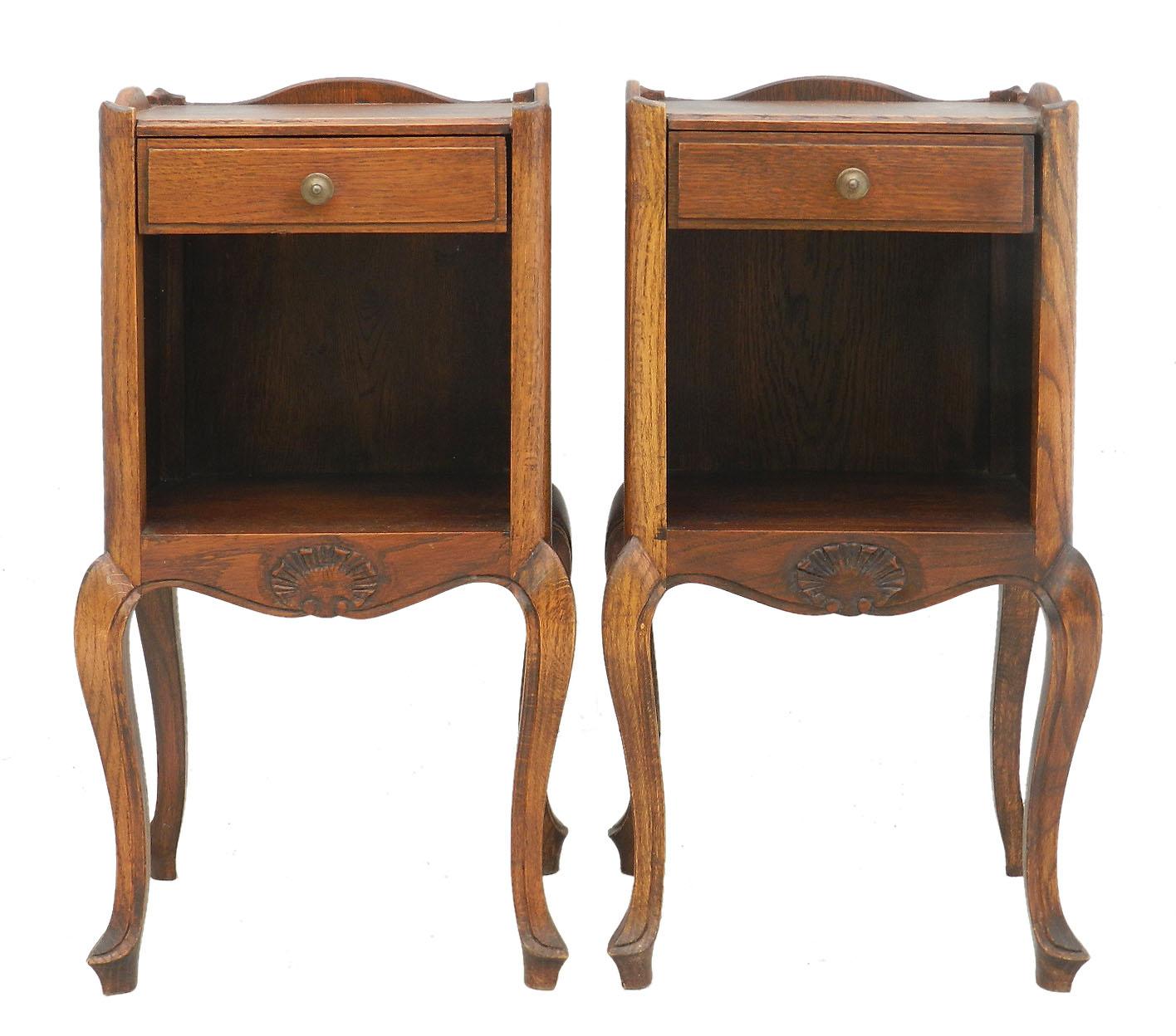 Pair of nightstands French provincial circa 1920 Louis revival
Side cabinets bedside tables
Carved oak
Each with a niche and a single drawer
Very good vintage condition with only minor signs of use
Measures: Height 71 cm (28.0