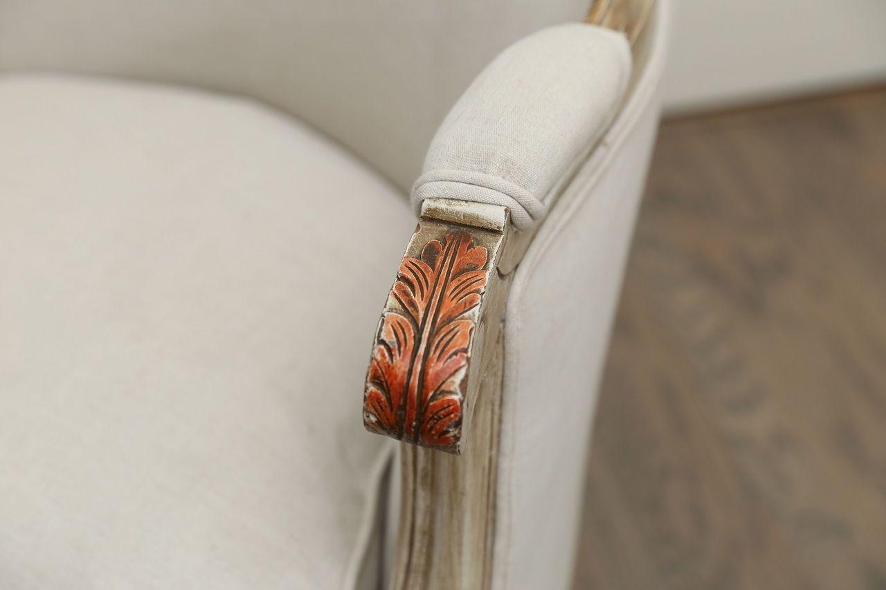 Coppia di poltrone bergere francesi in vendita 2
