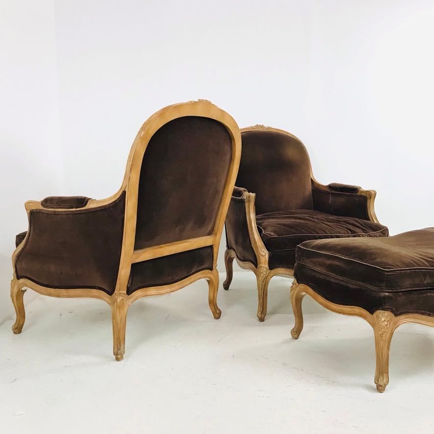 20th Century Pair of French Bergere Chairs with Ottoman