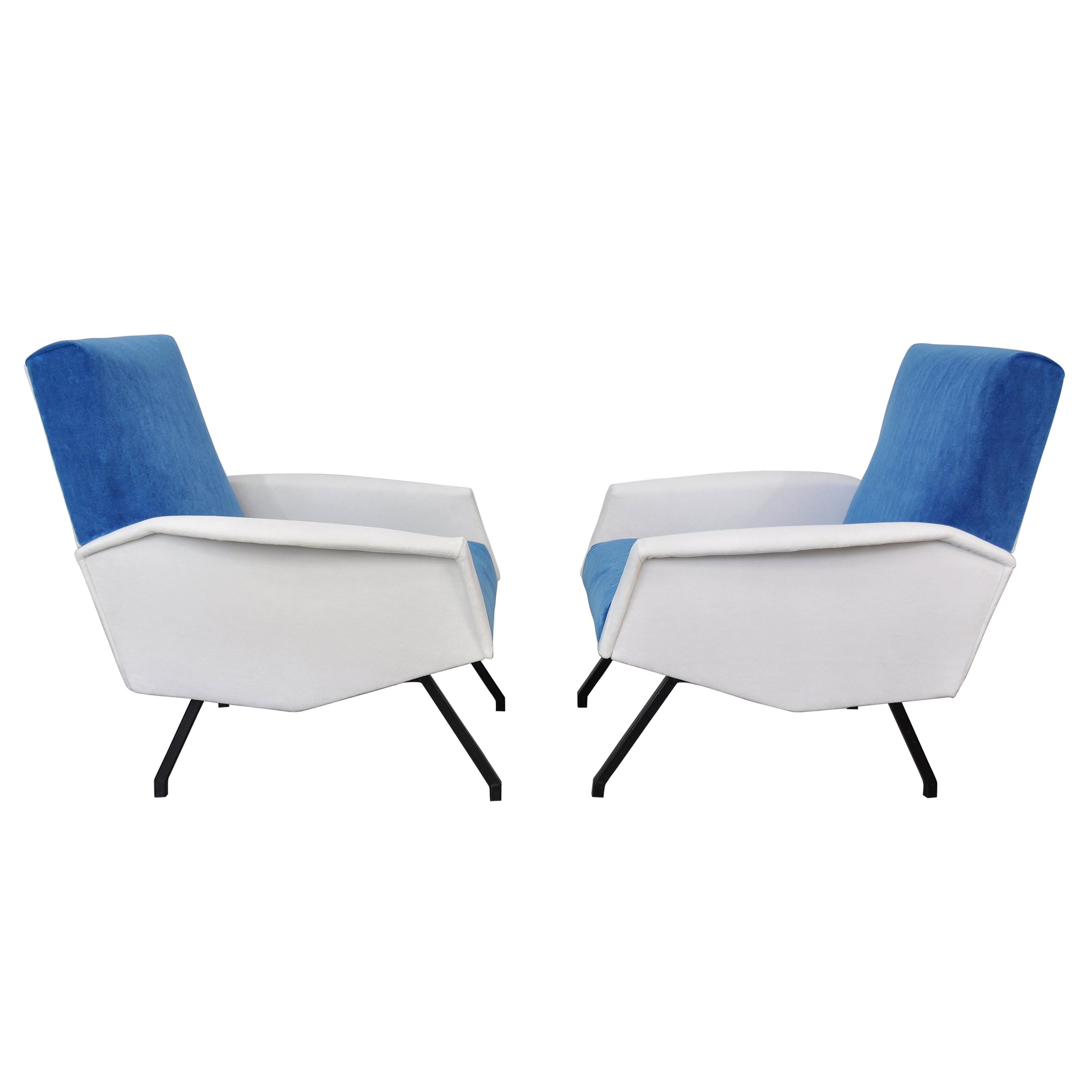 blue and white lounge chairs