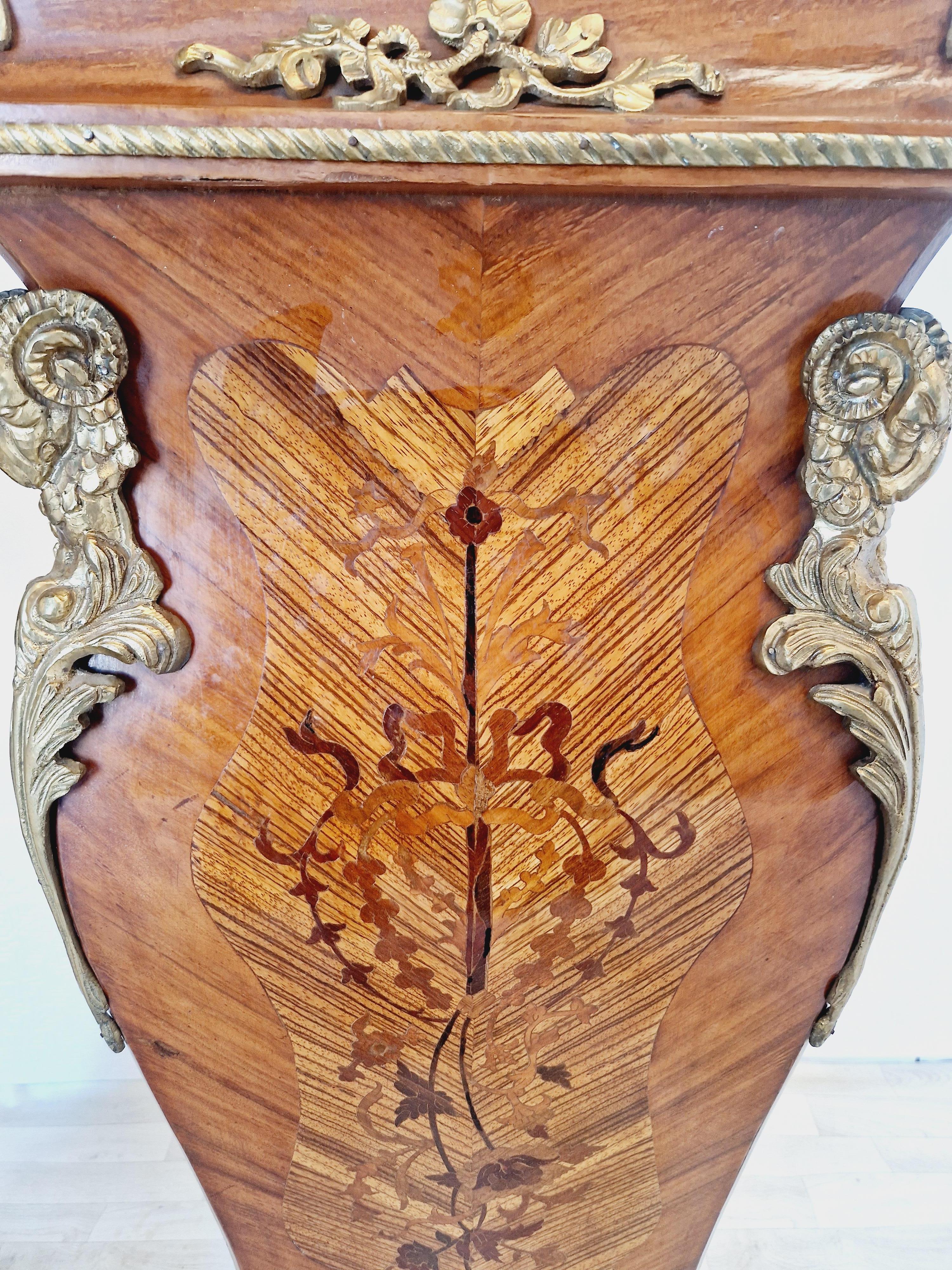 Pair of French Bombe Rococo Pedestals 9