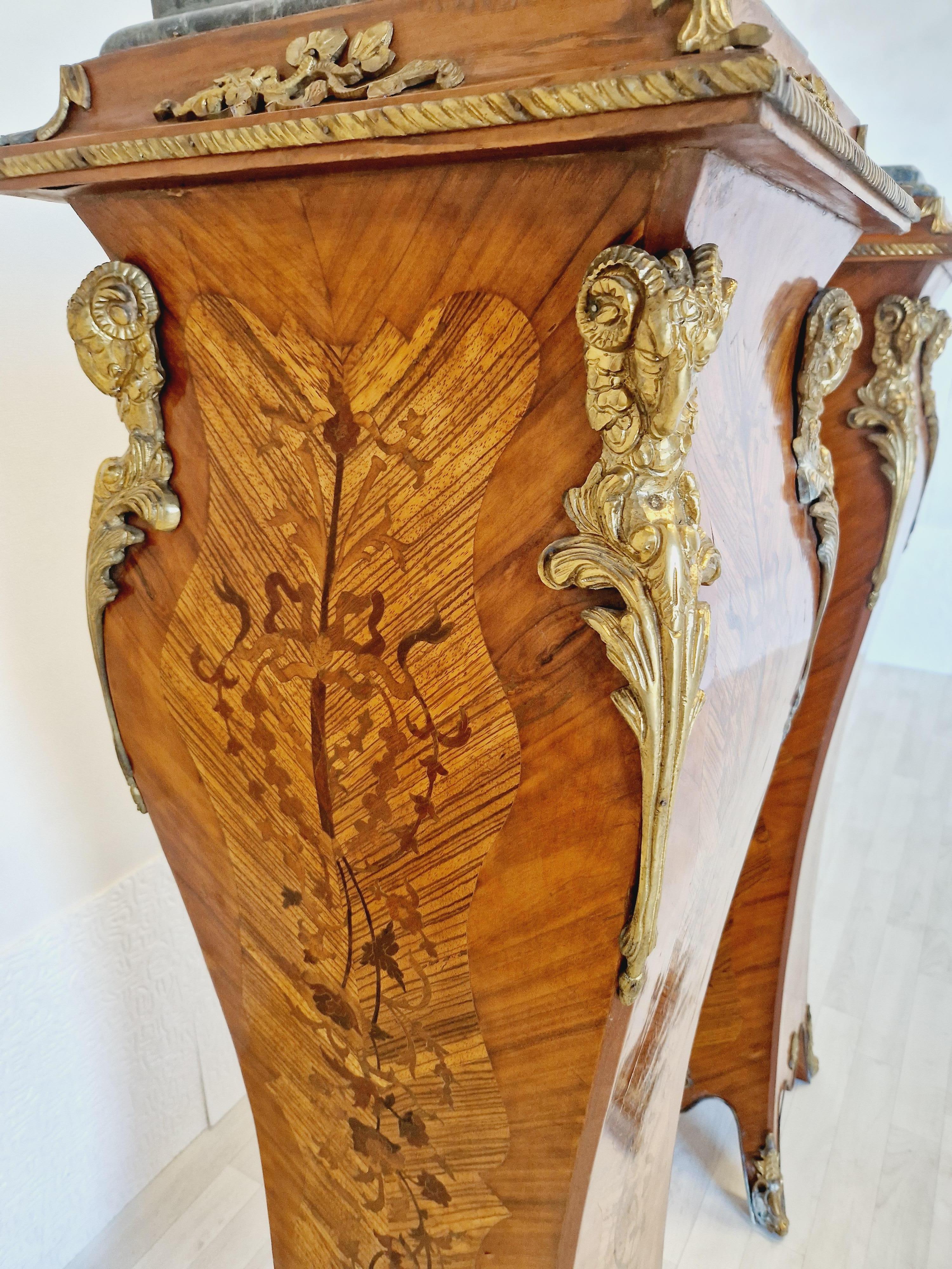 Rosewood Pair of French Bombe Rococo Pedestals For Sale
