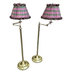 Paar verstellbare französische Stehlampen aus Messing und Bronze