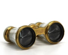 Pareja de Vasos de Ópera Franceses de Latón y Nácar Circa 1900