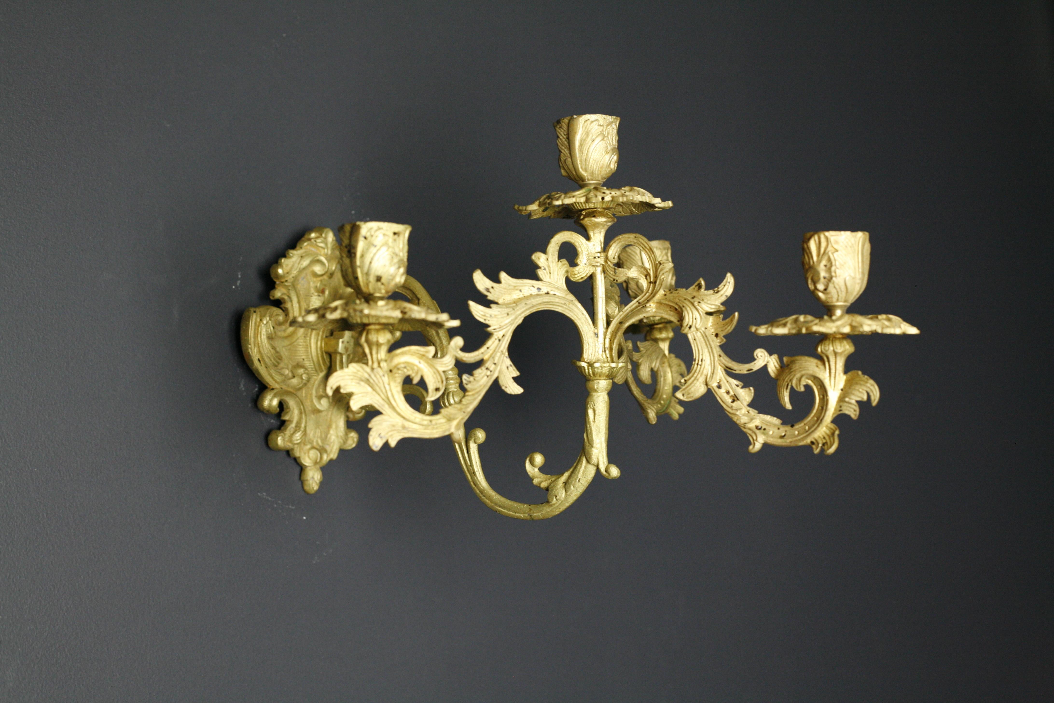 Pair of French Brass Candle Light Sconces, France Louis XVI Style, 19th Century In Good Condition For Sale In Bronx, NY