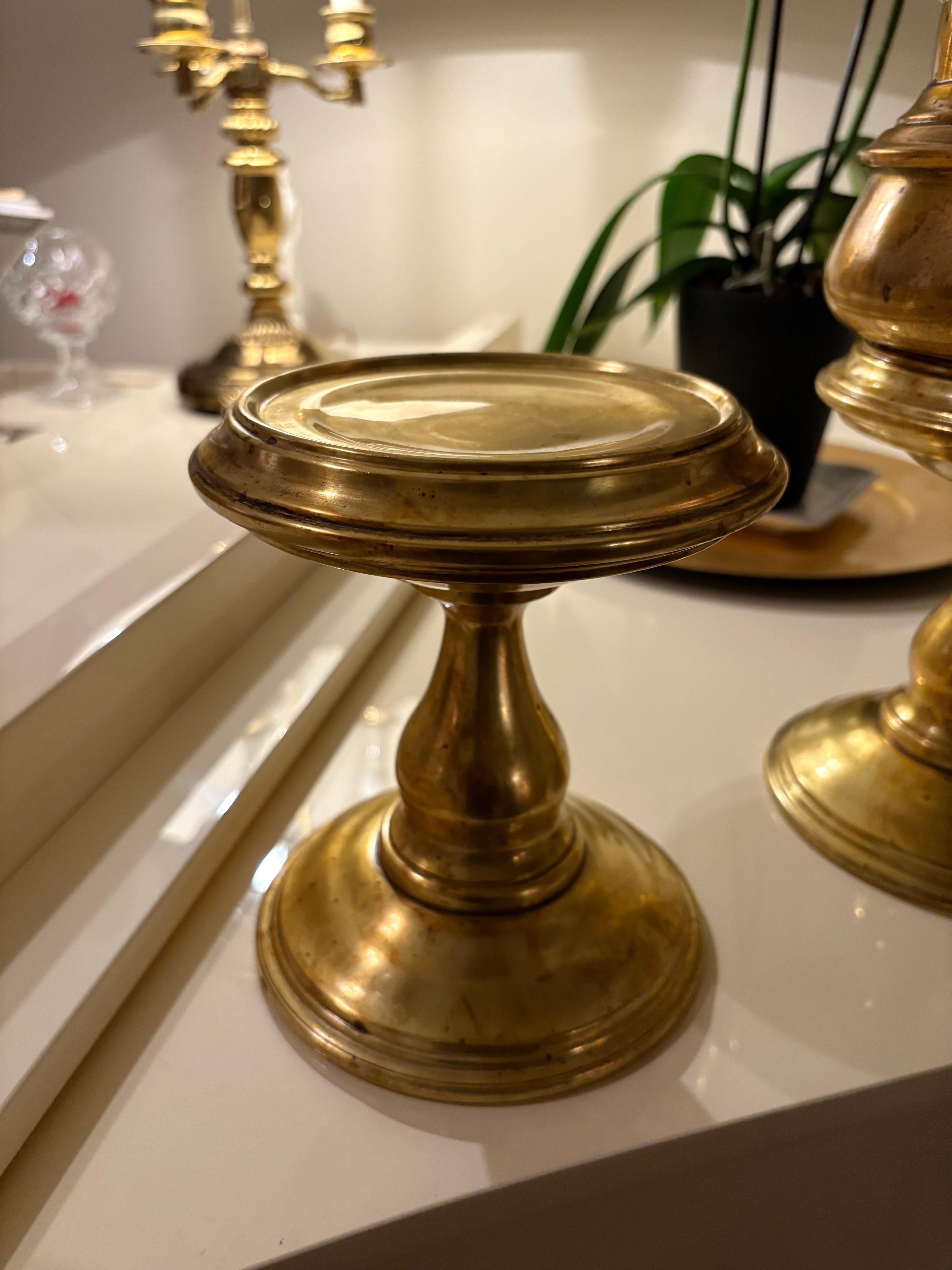 Paire de lampes à huile en laiton, fin du 19e siècle en vente 2