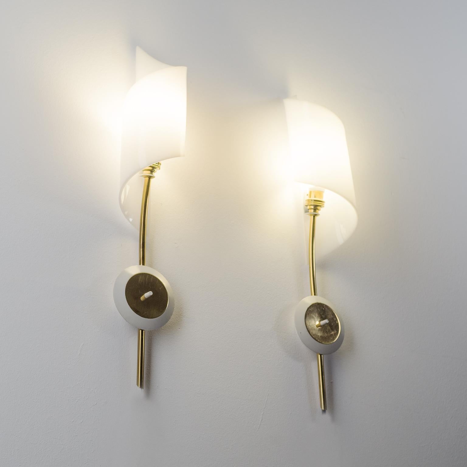 Pair of French Brass Sconces with Acrylic Shades, circa 1960 In Good Condition In Vienna, AT