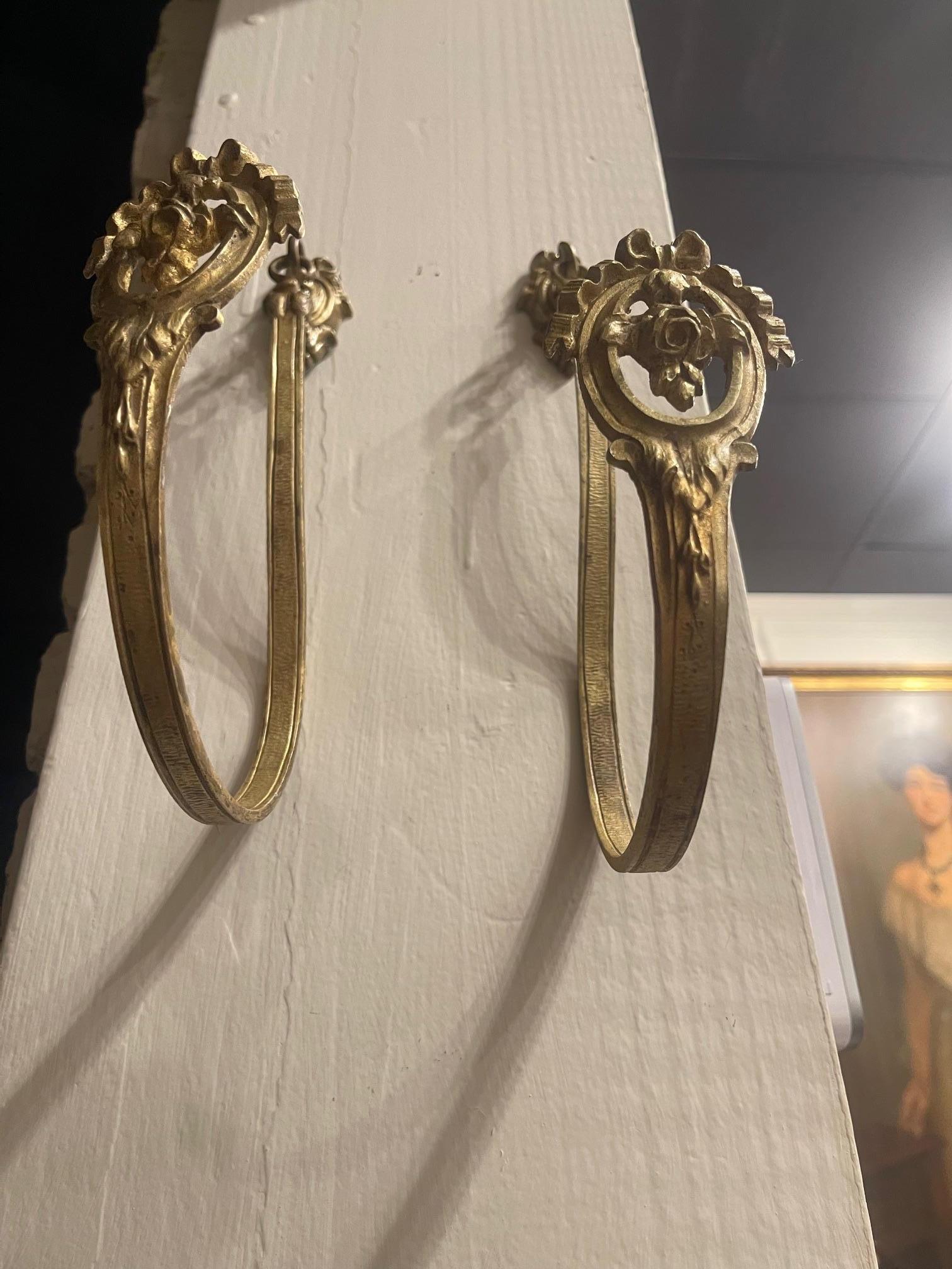 Pair of French Bronze and Brass Curtain Tiebacks or Curtain Holder, 19th Century For Sale 6