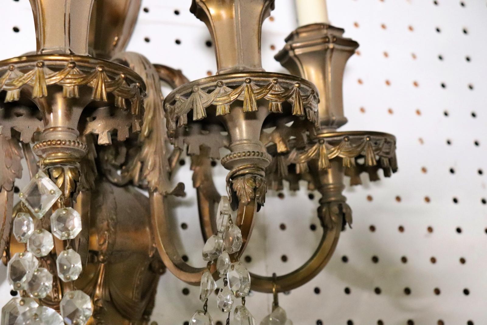 Coppia di lampade Caldwell francesi in bronzo e cristallo in stile Luigi XV, circa 1930 in vendita 1