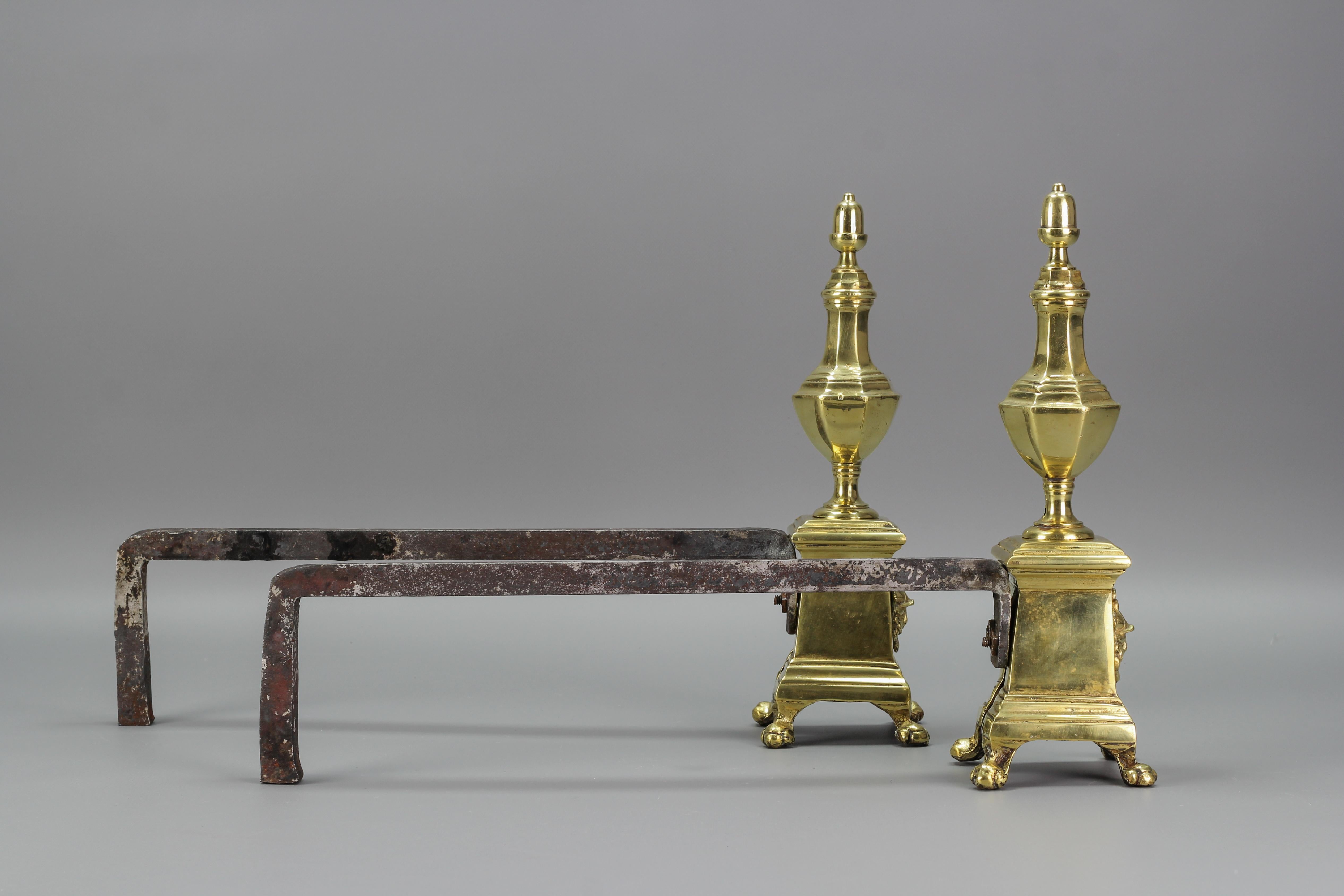 Paar französische Feuerböcke aus Bronze und Eisen, frühes 20. Jahrhundert (Französisch) im Angebot