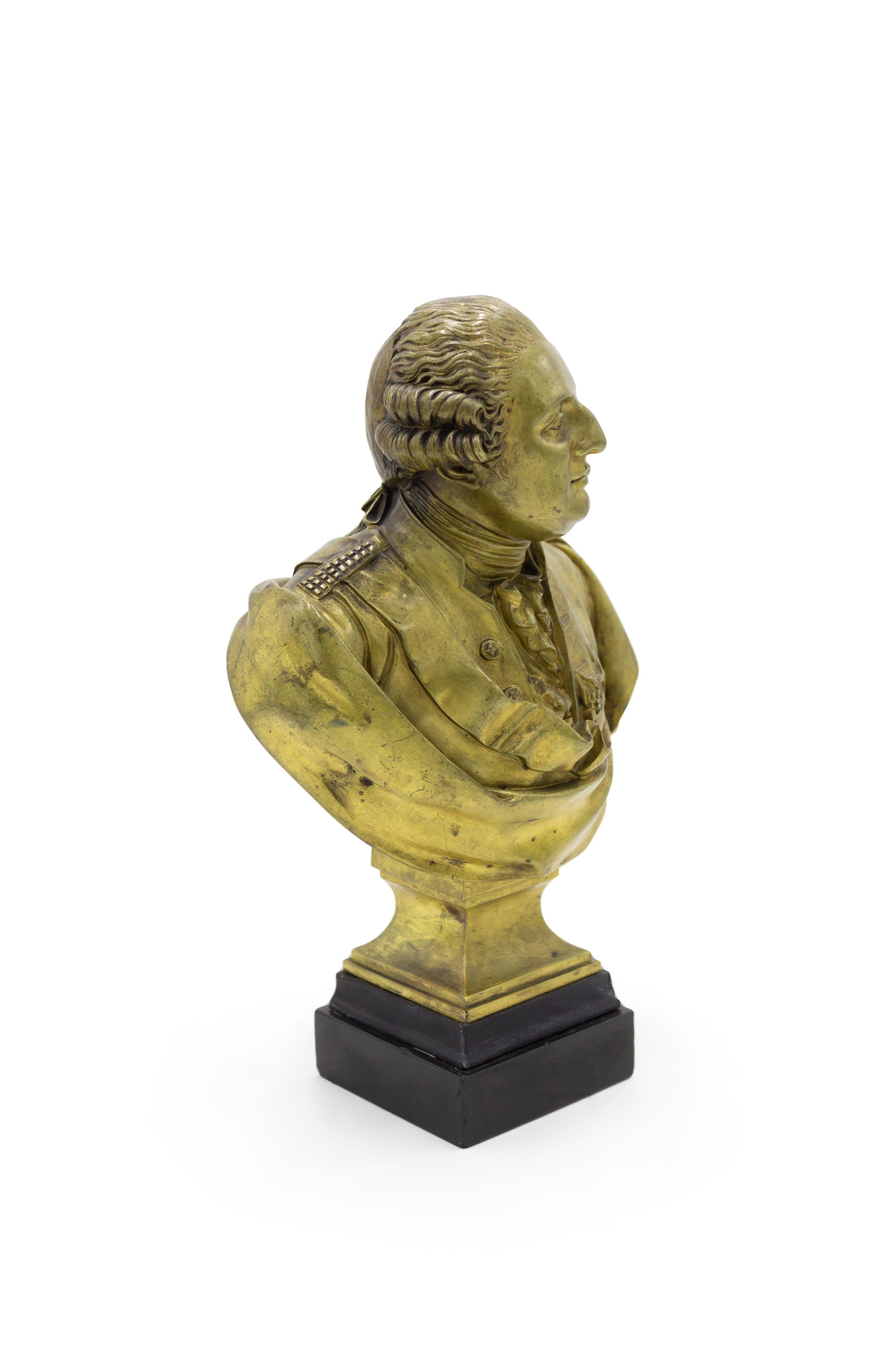 Paar französische Bronzebüsten von Louis XVI. und Marie Antoinette (Französisch) im Angebot
