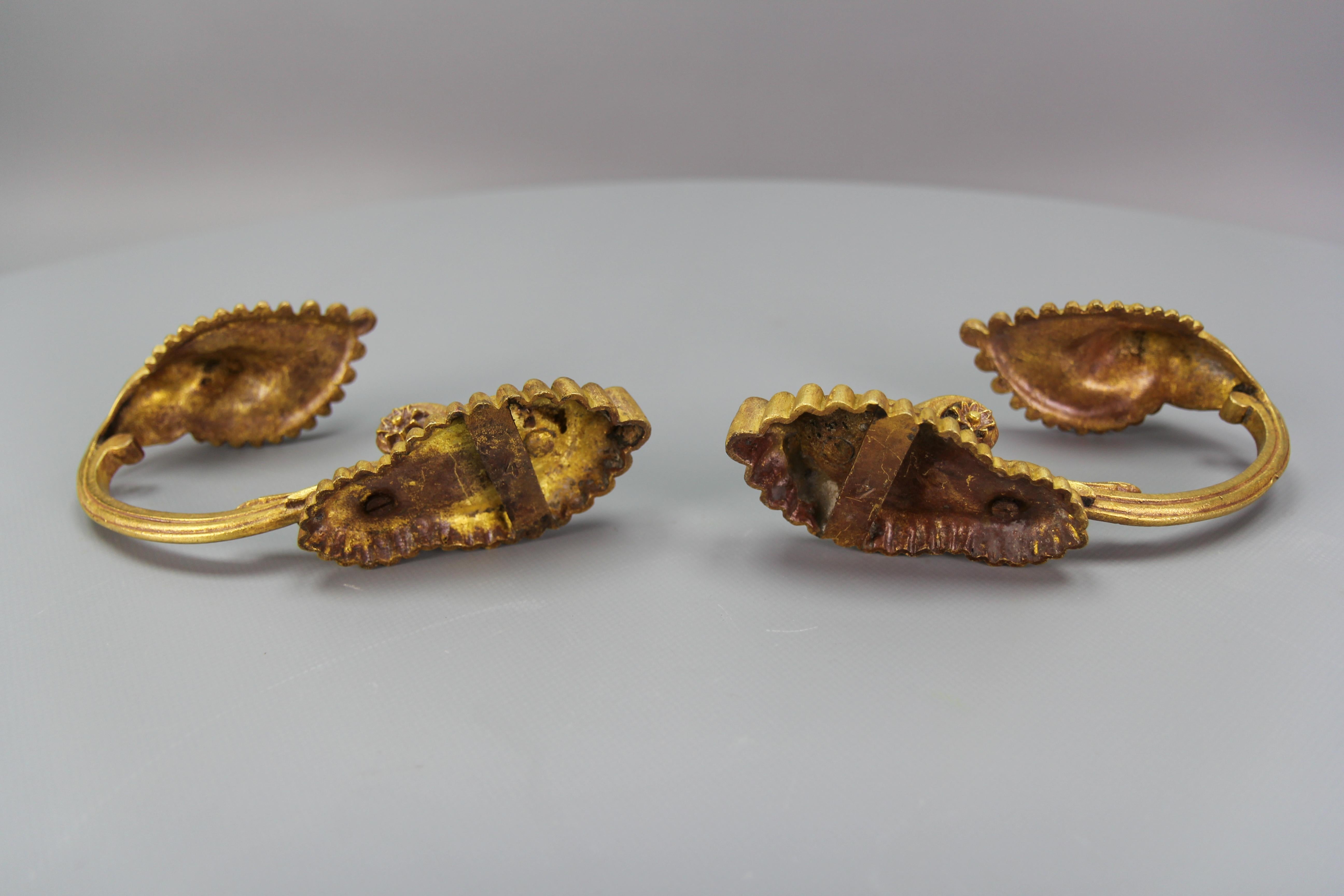 Pair of French Bronze Curtain Tiebacks or Curtain Holders, Early 20th Century For Sale 11
