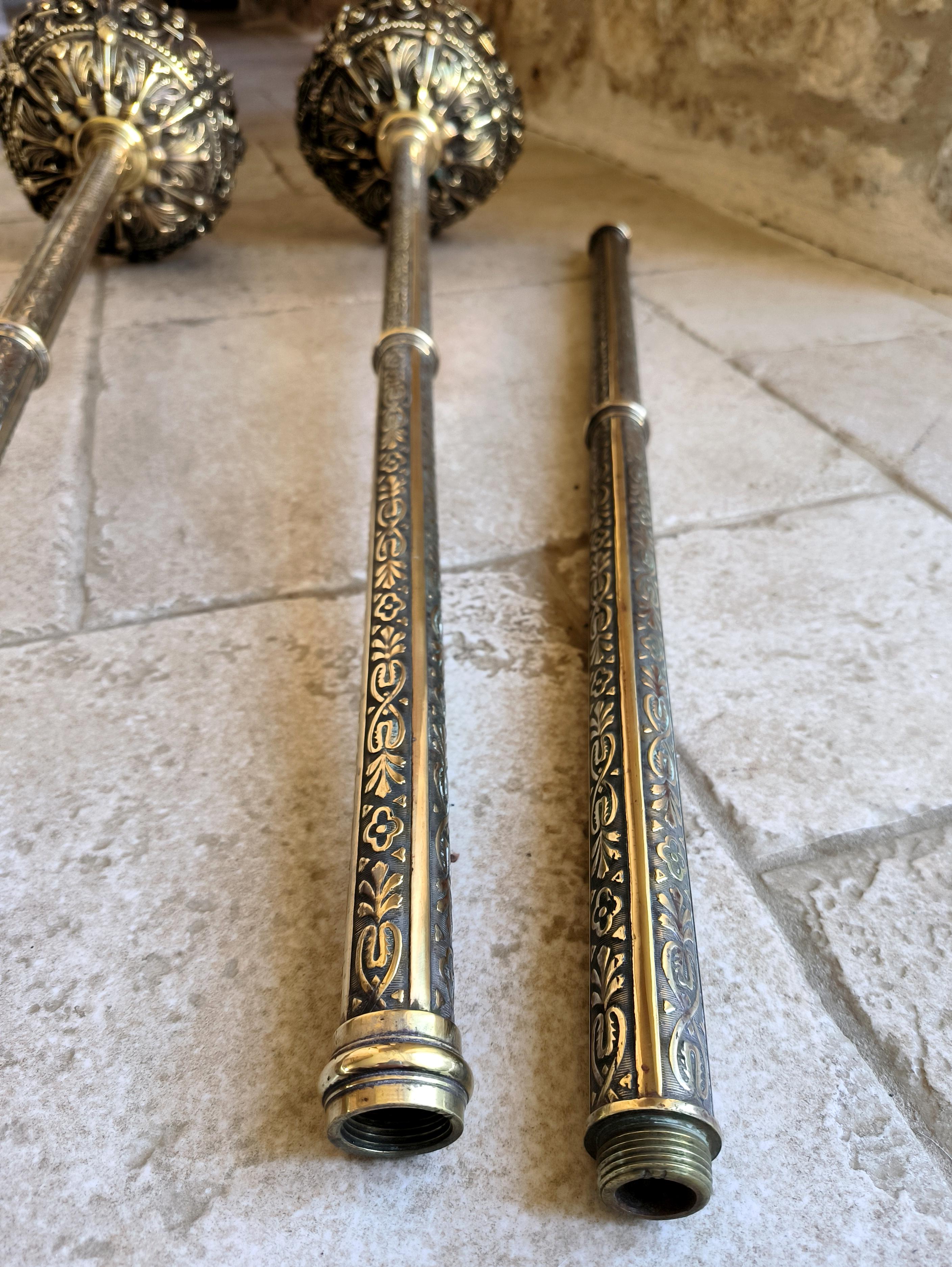 Pareja de antorchas procesionales eclesiásticas francesas de bronce Circa principios del siglo XX en venta 7