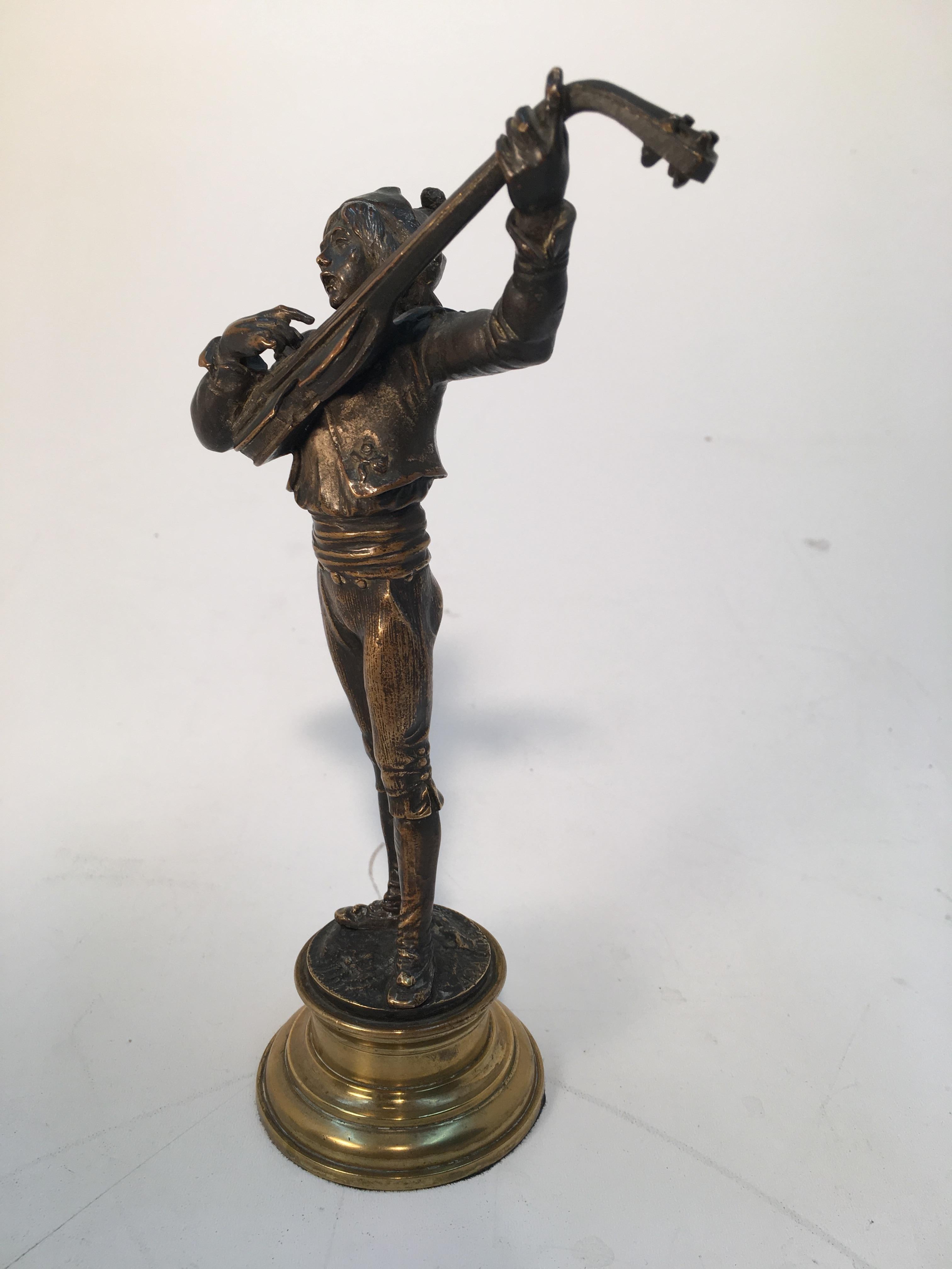 Paire de figurines françaises en bronze en vente 11