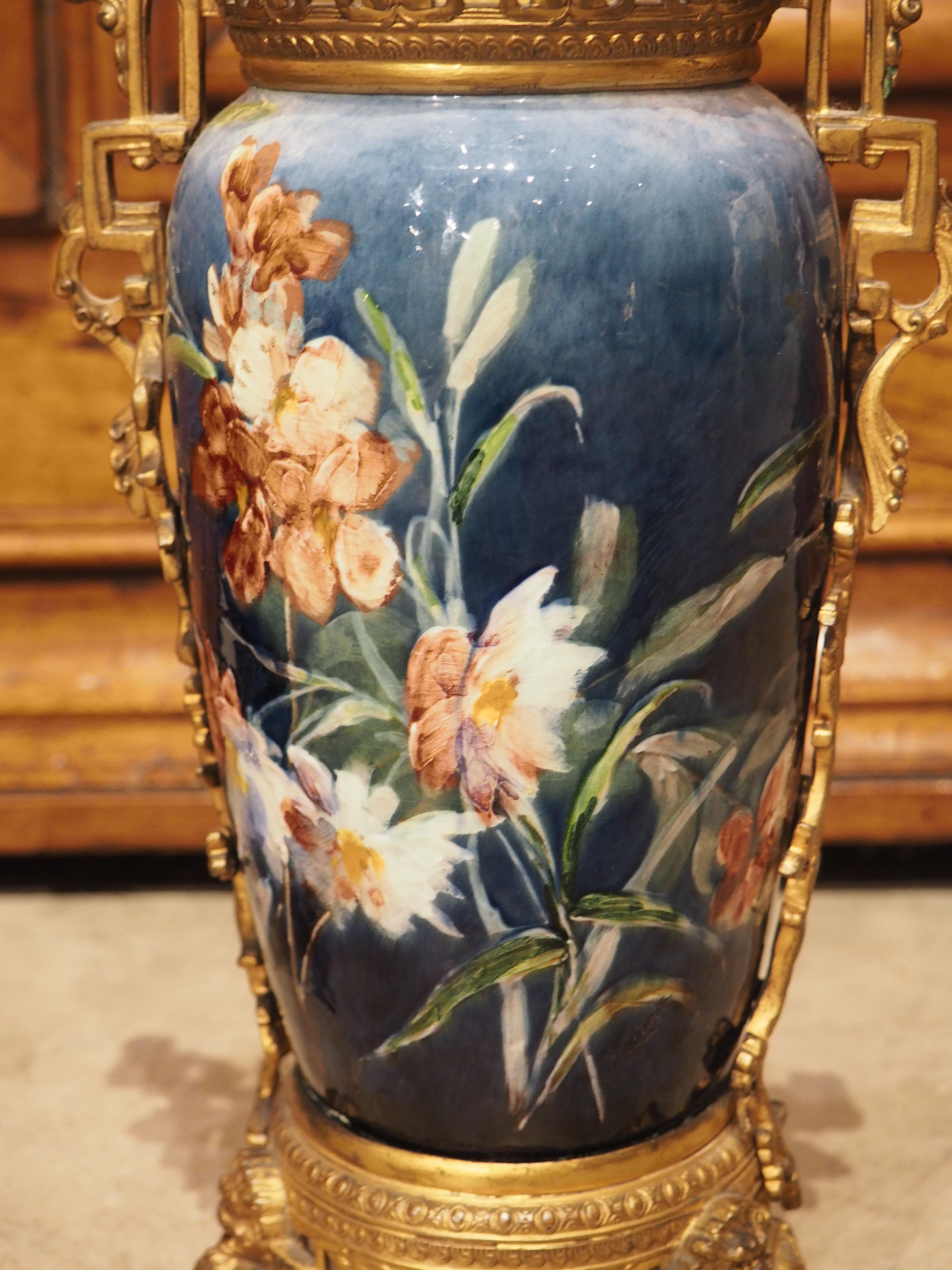 Français Paire de vases barbotine français montés sur bronze, Montigny Sur Loing, vers 1860