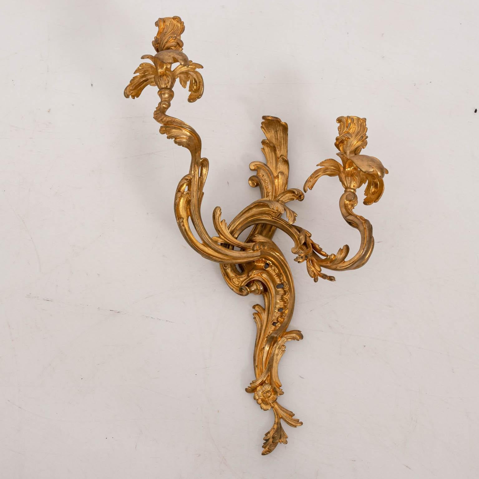 Pair of French Bronze Two-Light Sconces In Good Condition In Stamford, CT