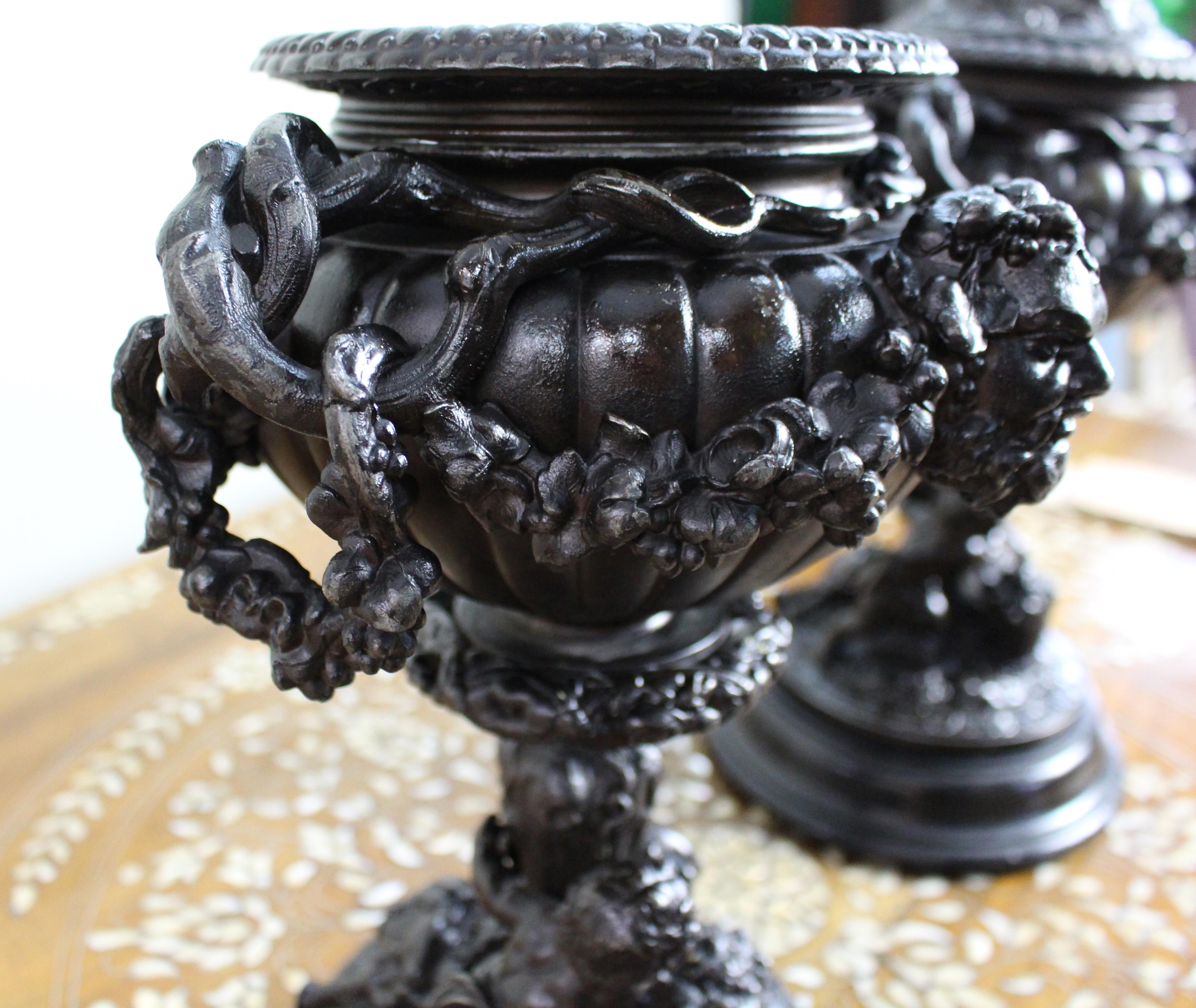 Pair of French Bronzed Spelter Urns with Bacchic Masks and Putti, Circa 1880 For Sale 10