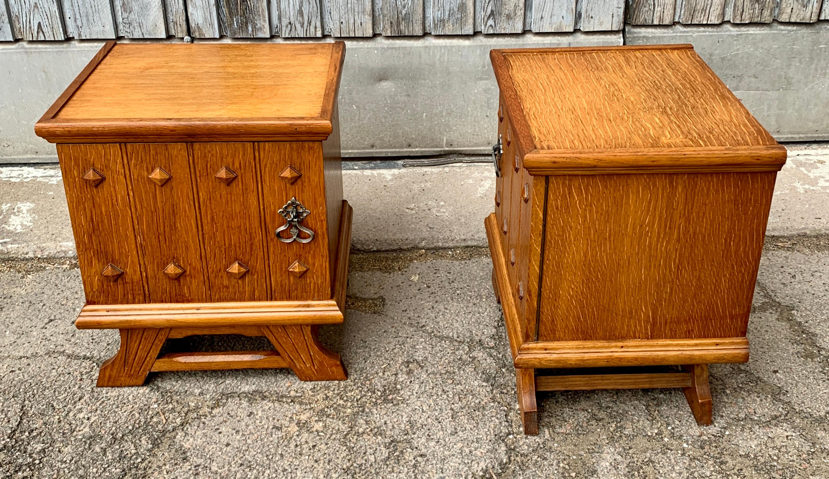 Pair of French Brutalist Nightstands in Oak For Sale 10