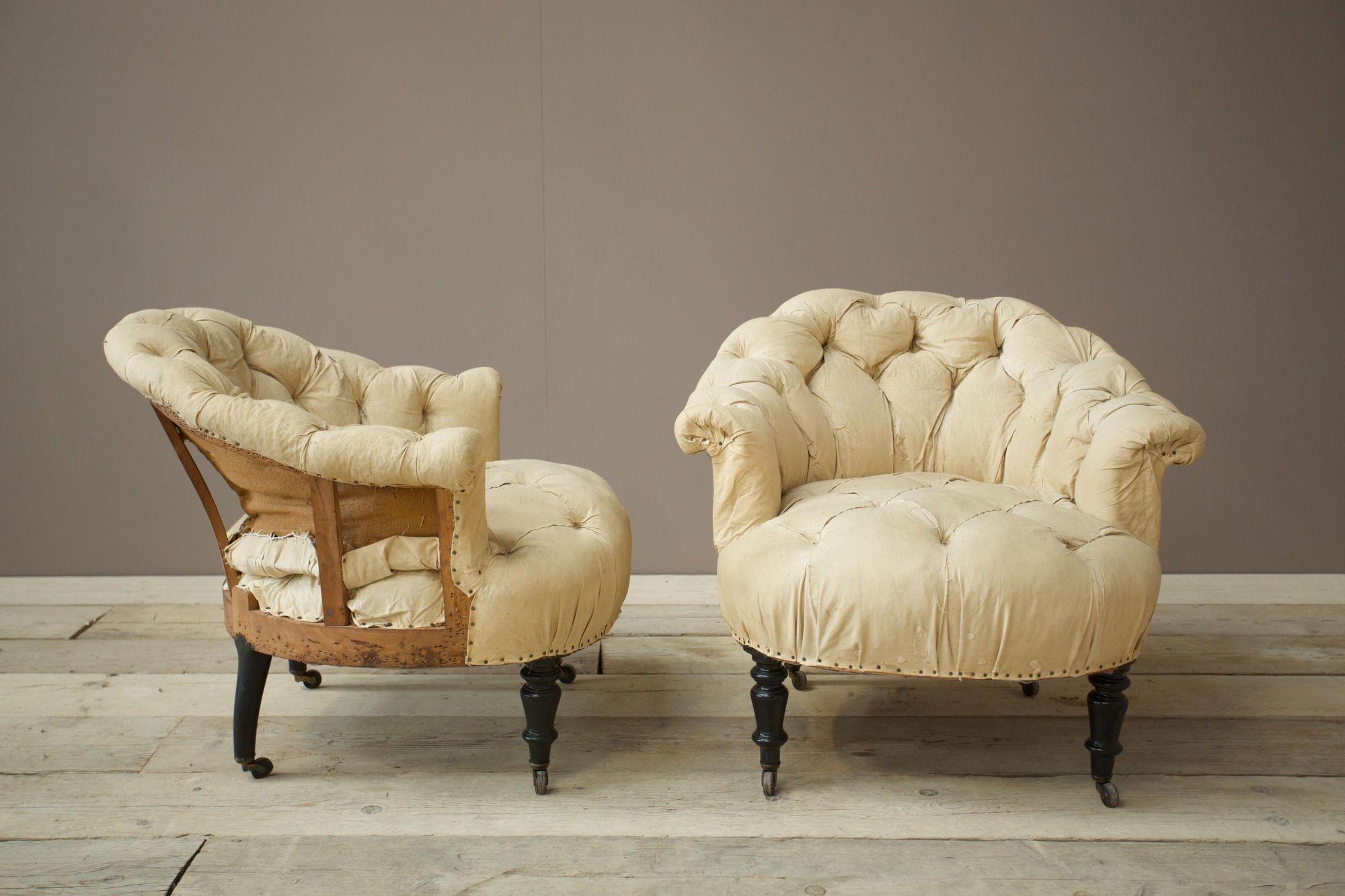 Pair of French Buttoned Tub Chairs 1
