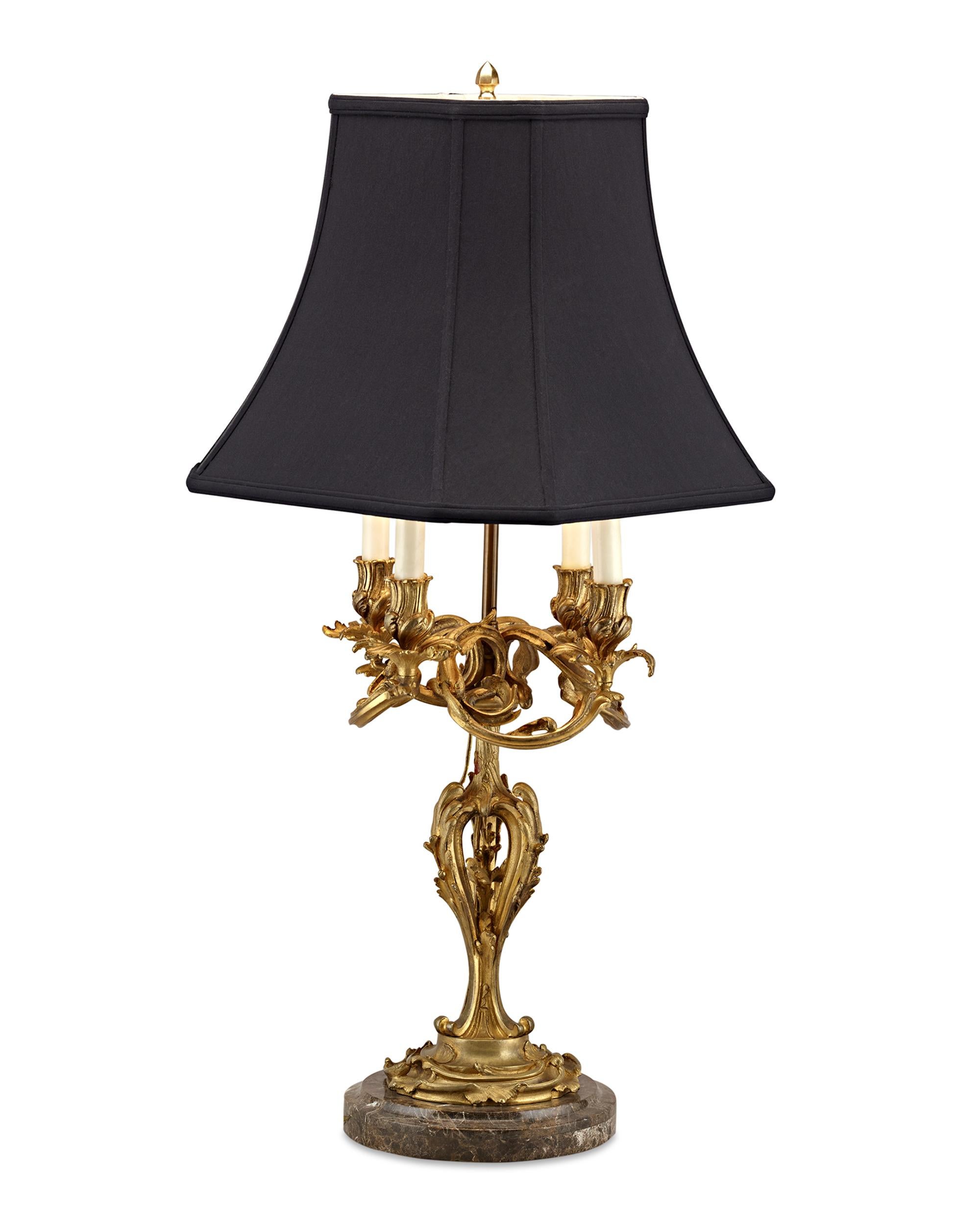 Luigi XV Coppia di lampade francesi a forma di candelabro in vendita
