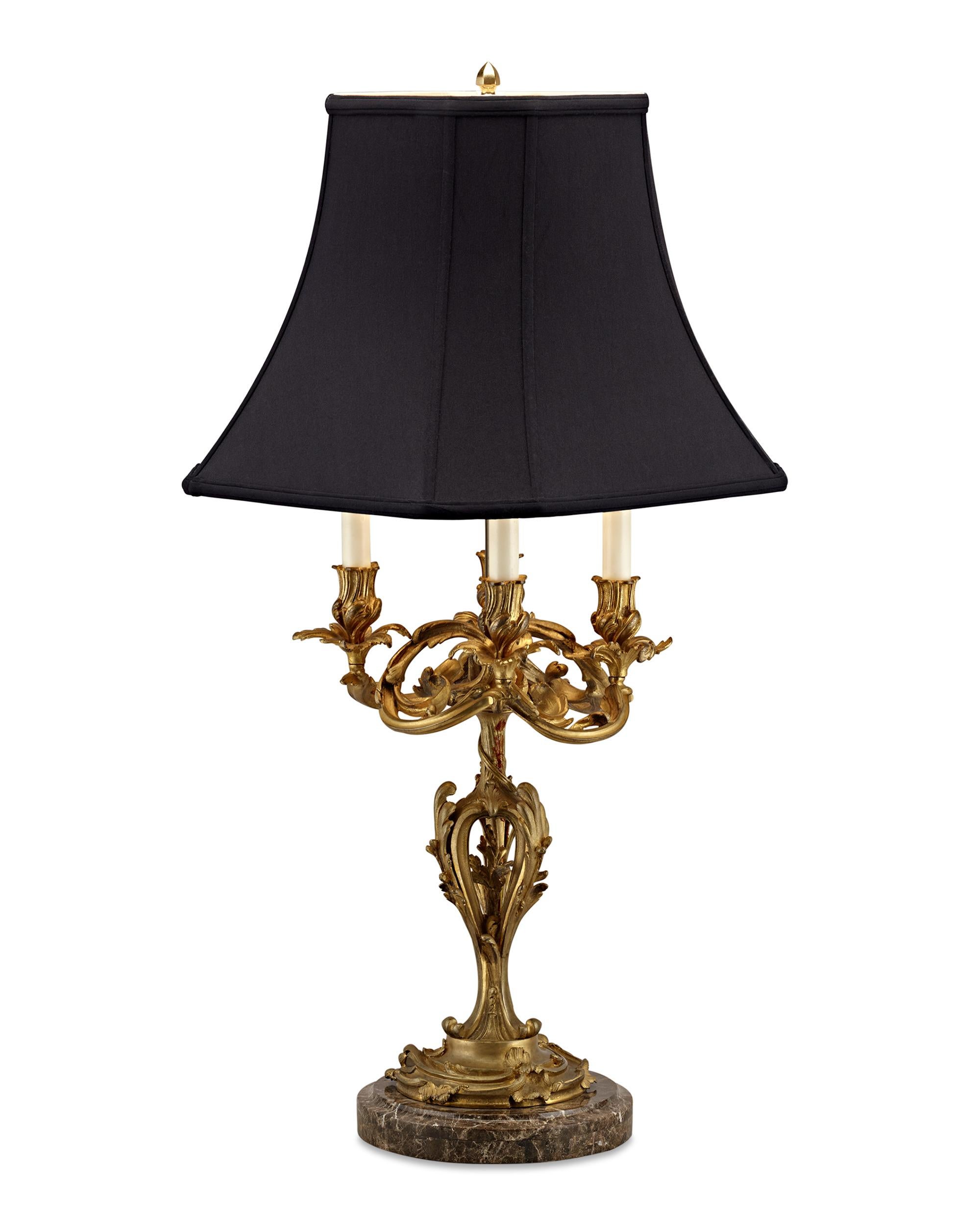 Francese Coppia di lampade francesi a forma di candelabro in vendita