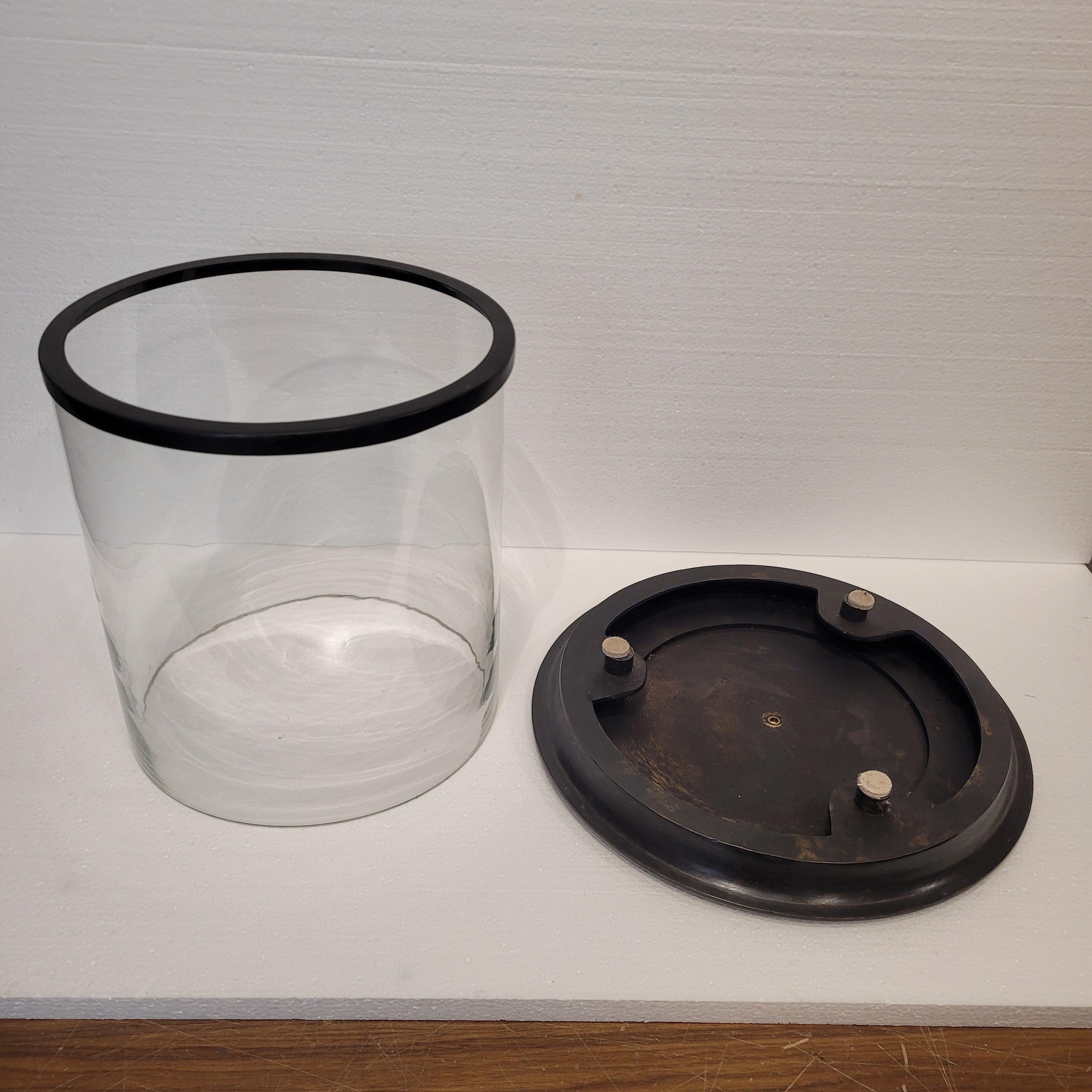 Pair of French candle holders, photophores, candlesticks, glass and black metal For Sale 10