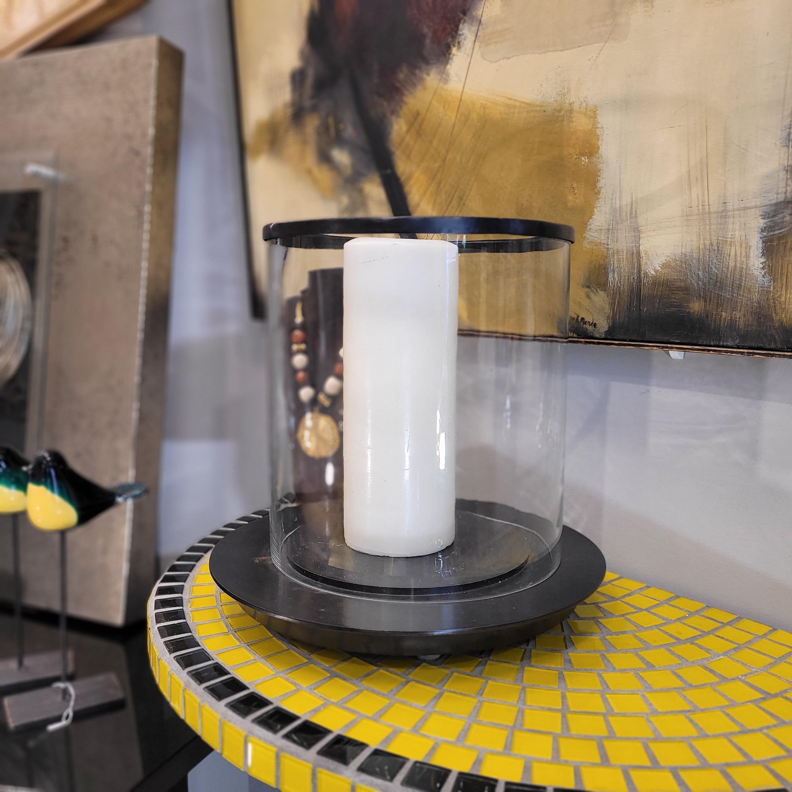 Pair of French candle holders, photophores, candlesticks, glass and black metal In Excellent Condition For Sale In Valladolid, ES