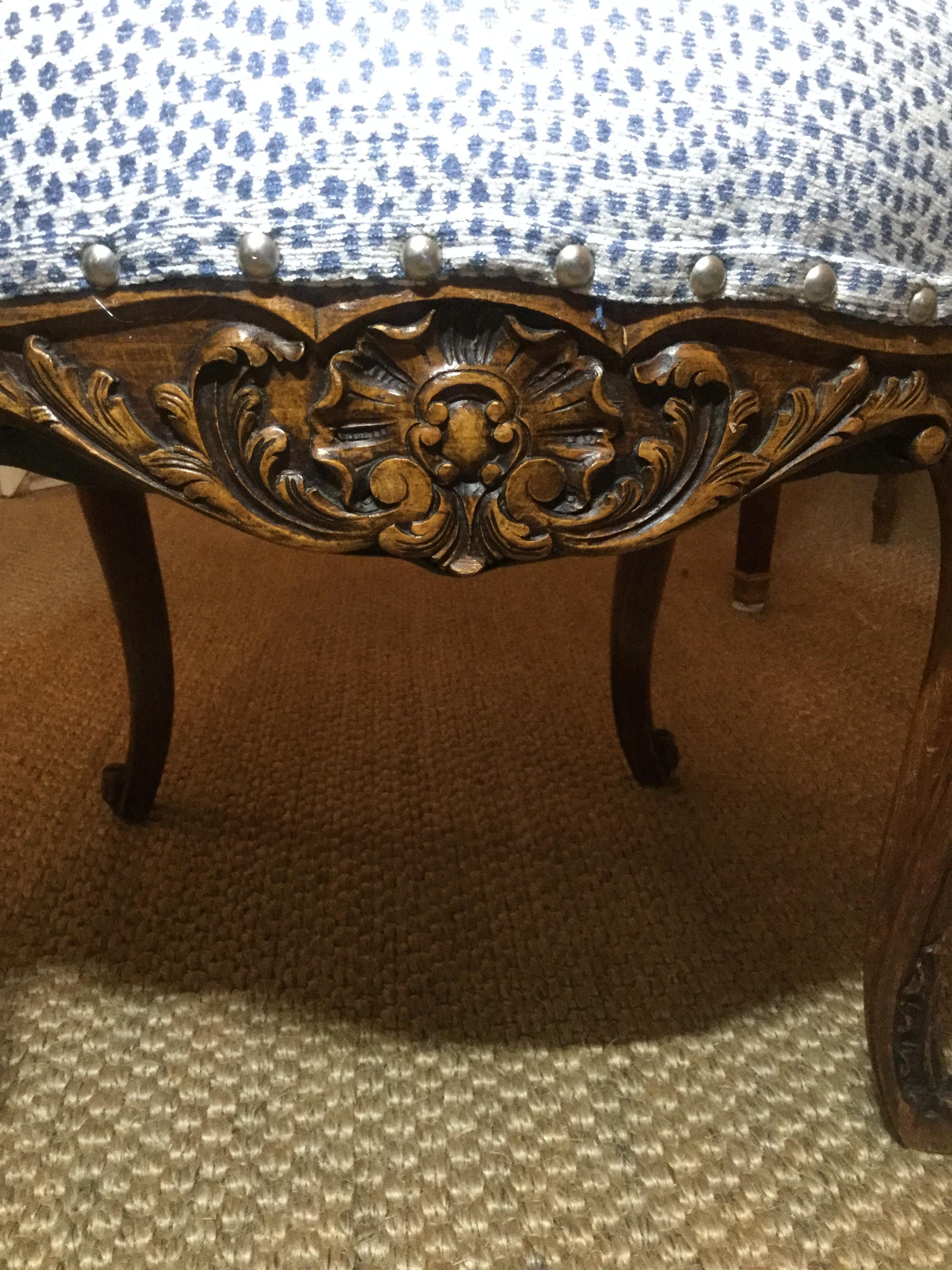 Pair of French Carved Walnut Side Chairs with Cheetah Blue and White Upholstery For Sale 2