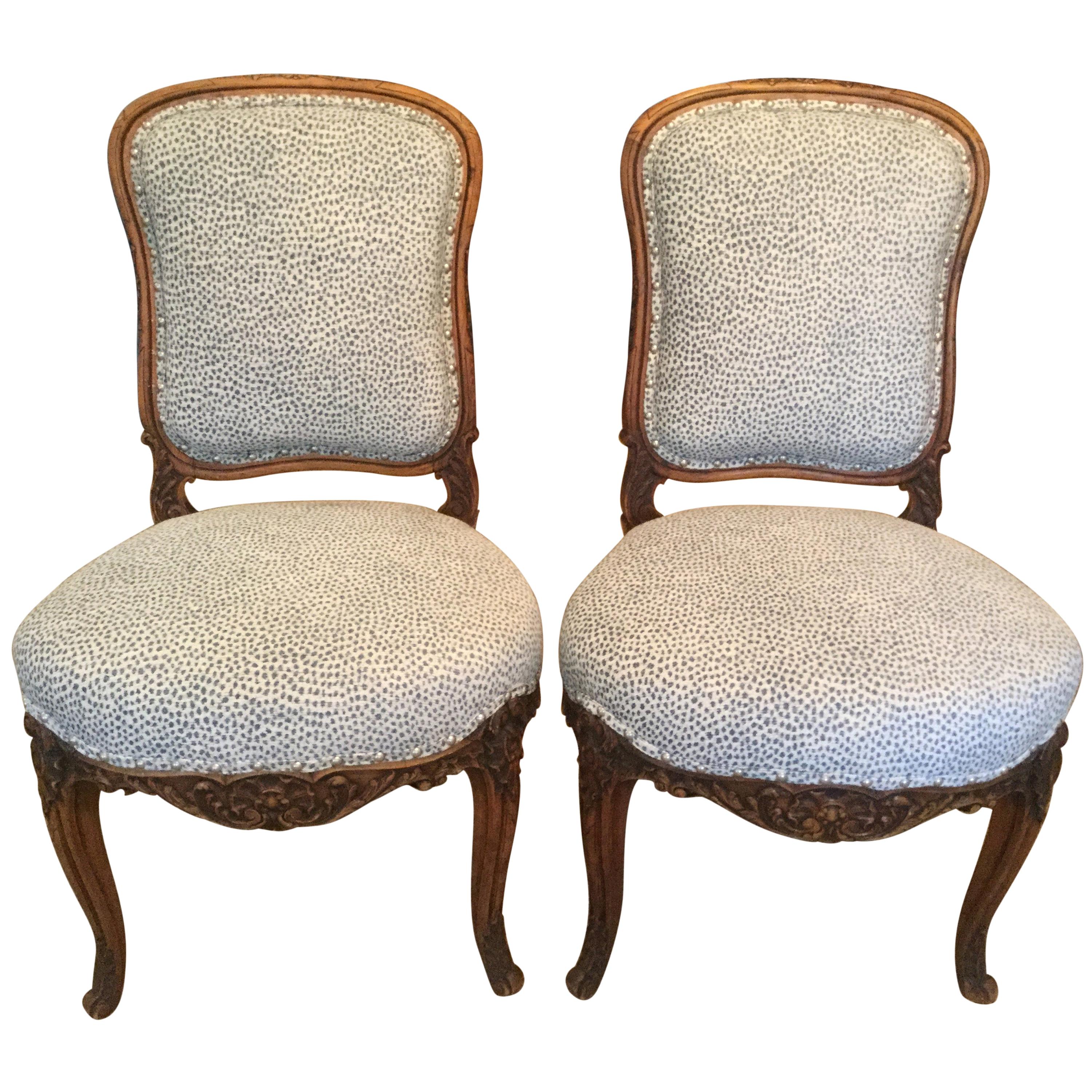 Pair of French Carved Walnut Side Chairs with Cheetah Blue and White Upholstery For Sale
