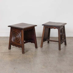 Paar französische Tische aus geschnitztem Holz von Charles Dudouyt