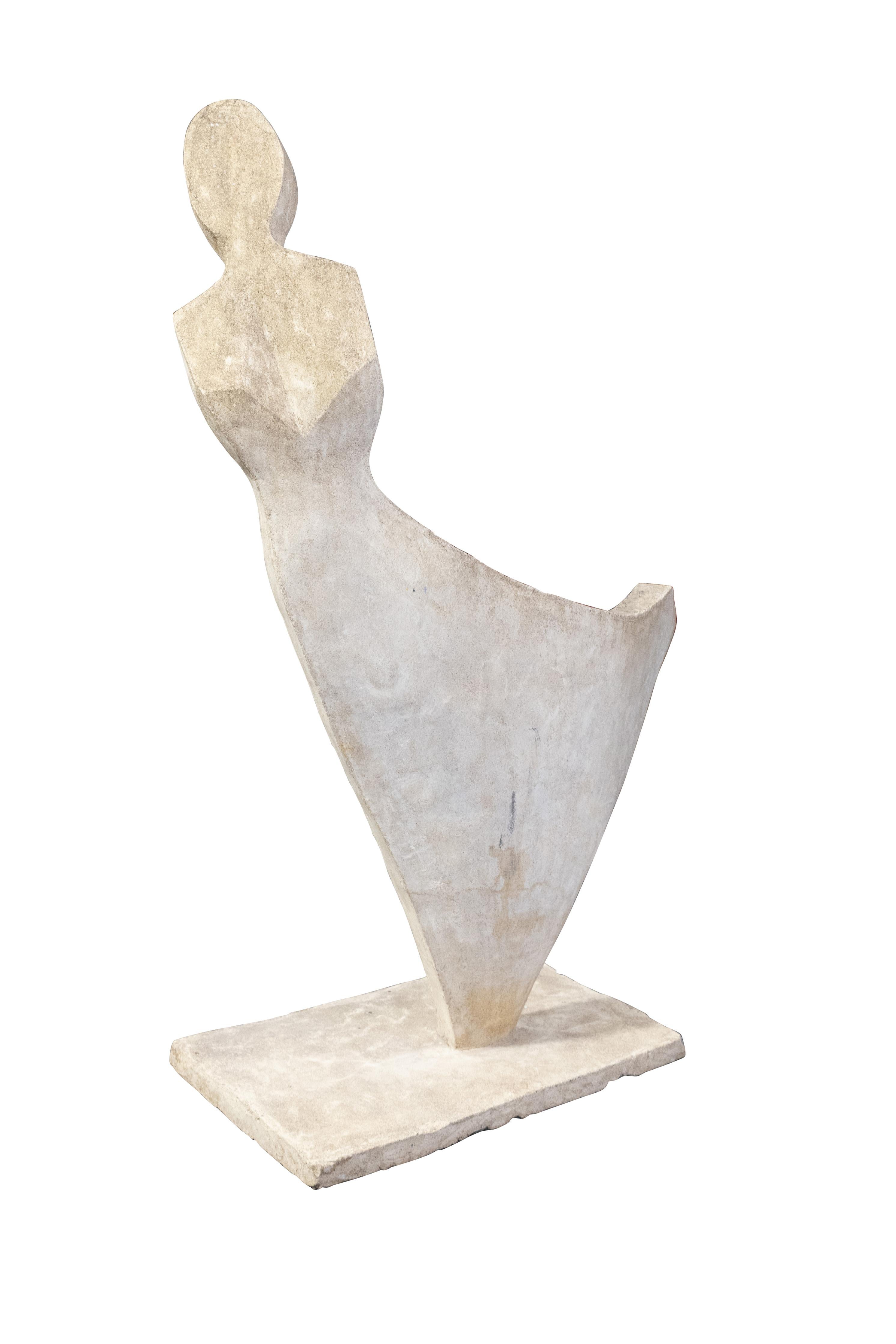 Pair of French Cast Stone Statues Francés en venta