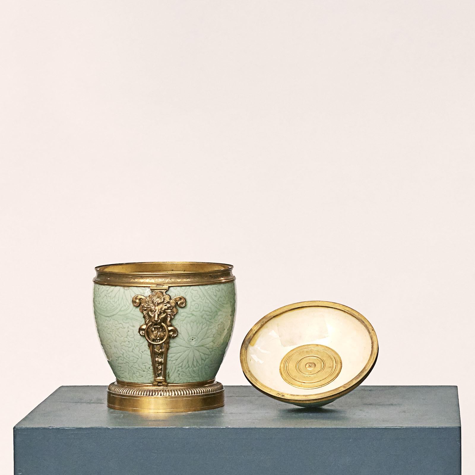 18th Century Pair of Regence Gilt-Bronze Green Glazed porcelain Mounted Celadon Lidded Vases For Sale