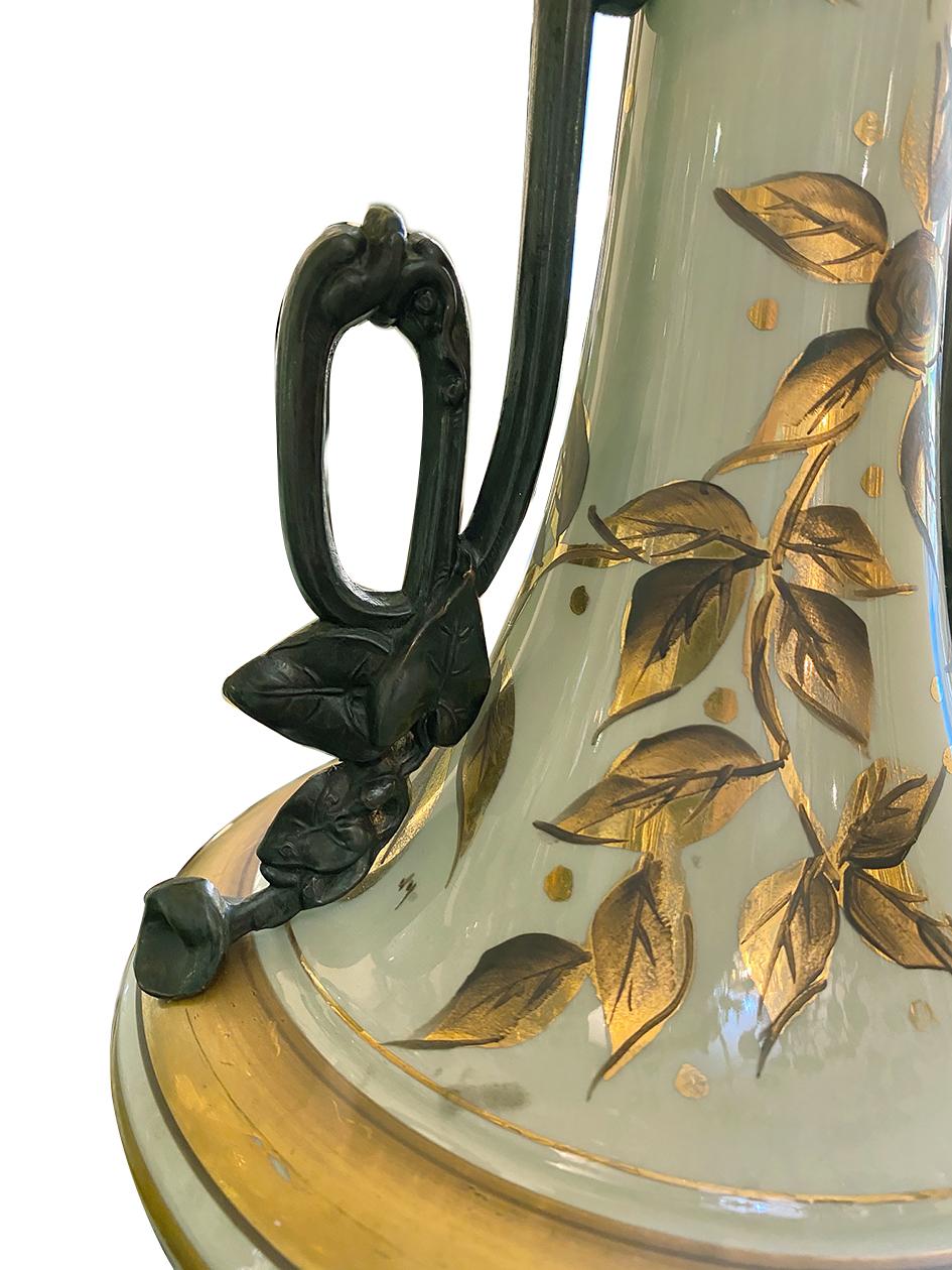 Paire de lampes de table céladon françaises Bon état - En vente à New York, NY