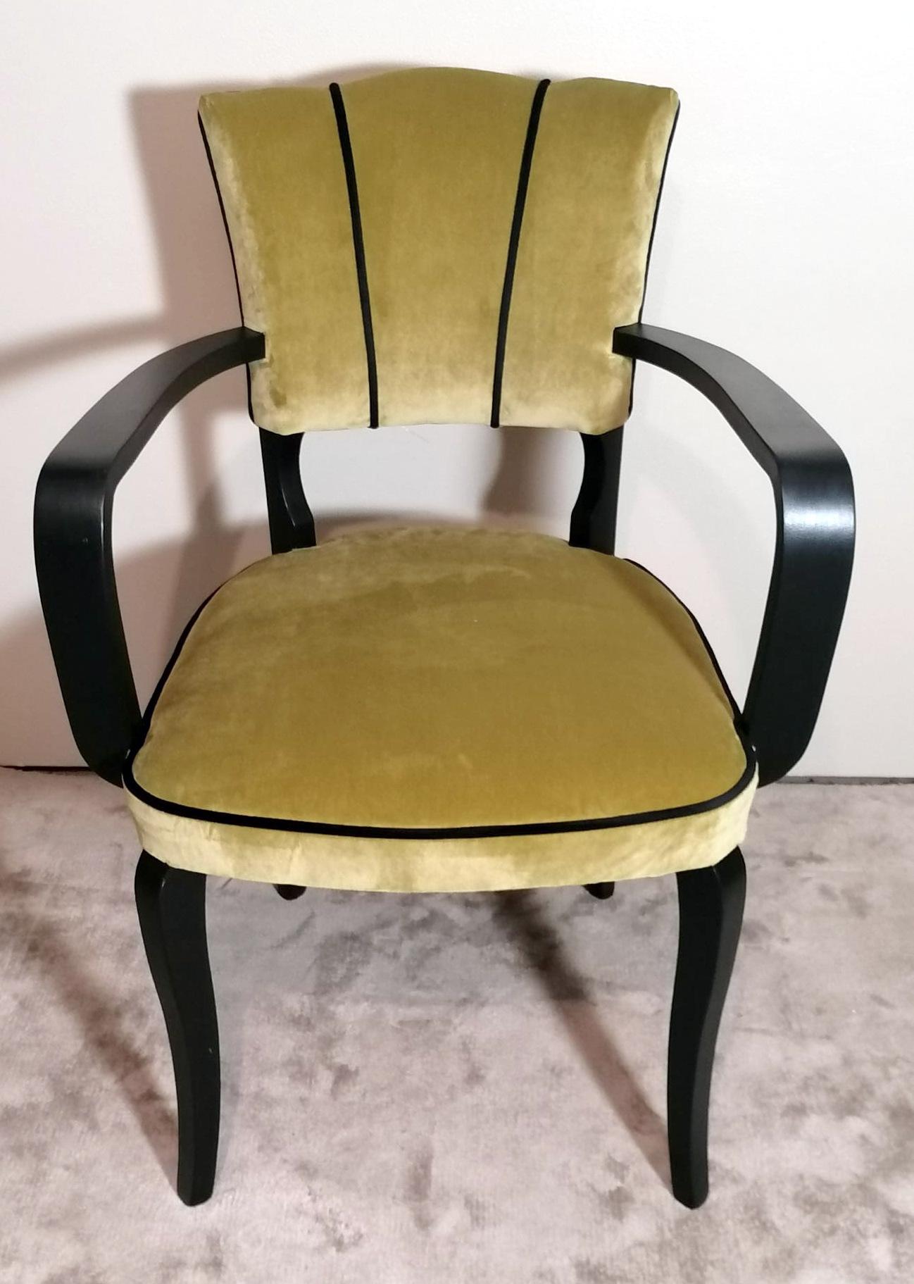Velours Paire de chaises françaises modèle « Bridge » en vente