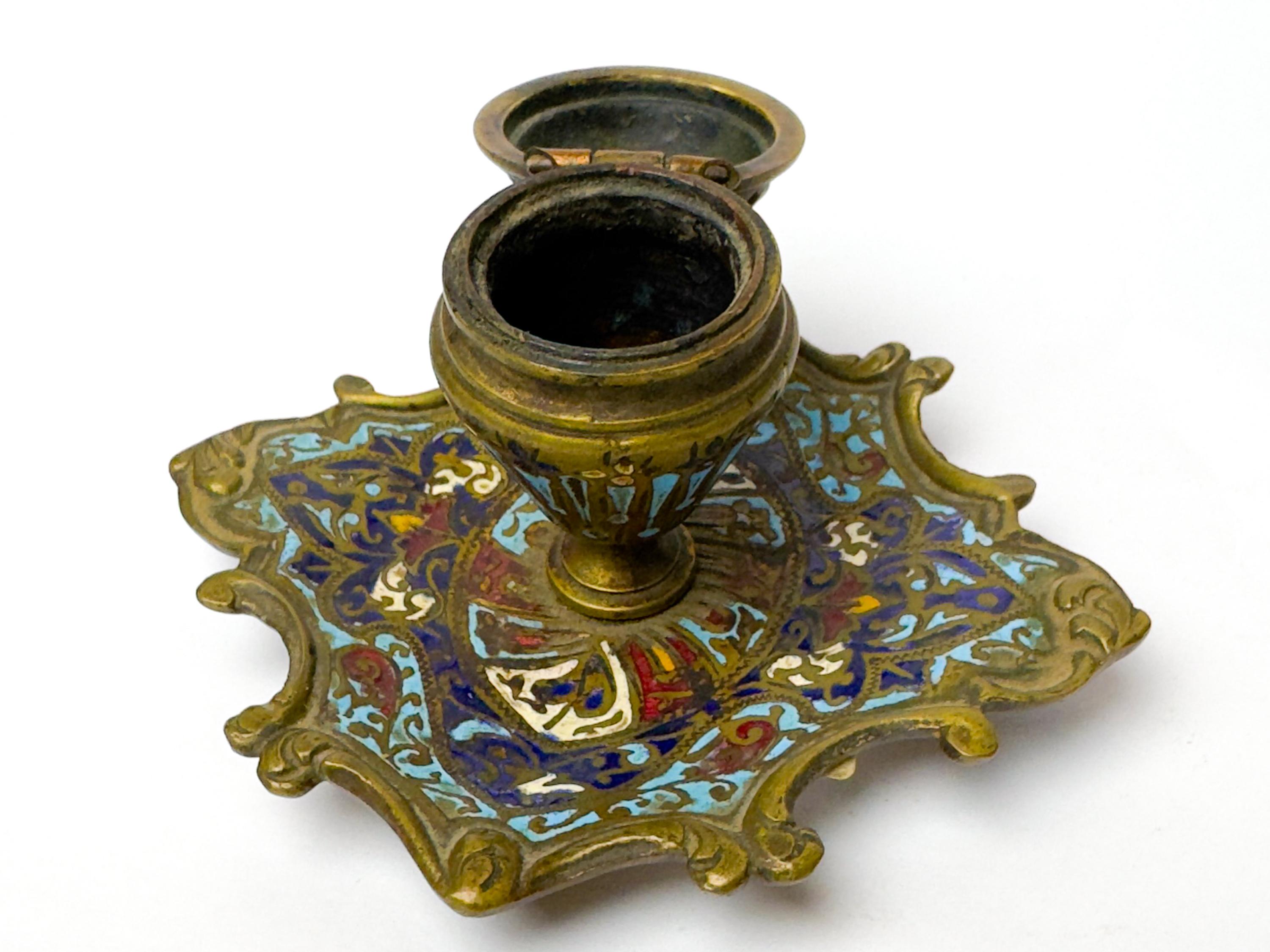 Coppia di calamai da tavolo francesi Champlevé, Napoleone III, XIX secolo in vendita 9