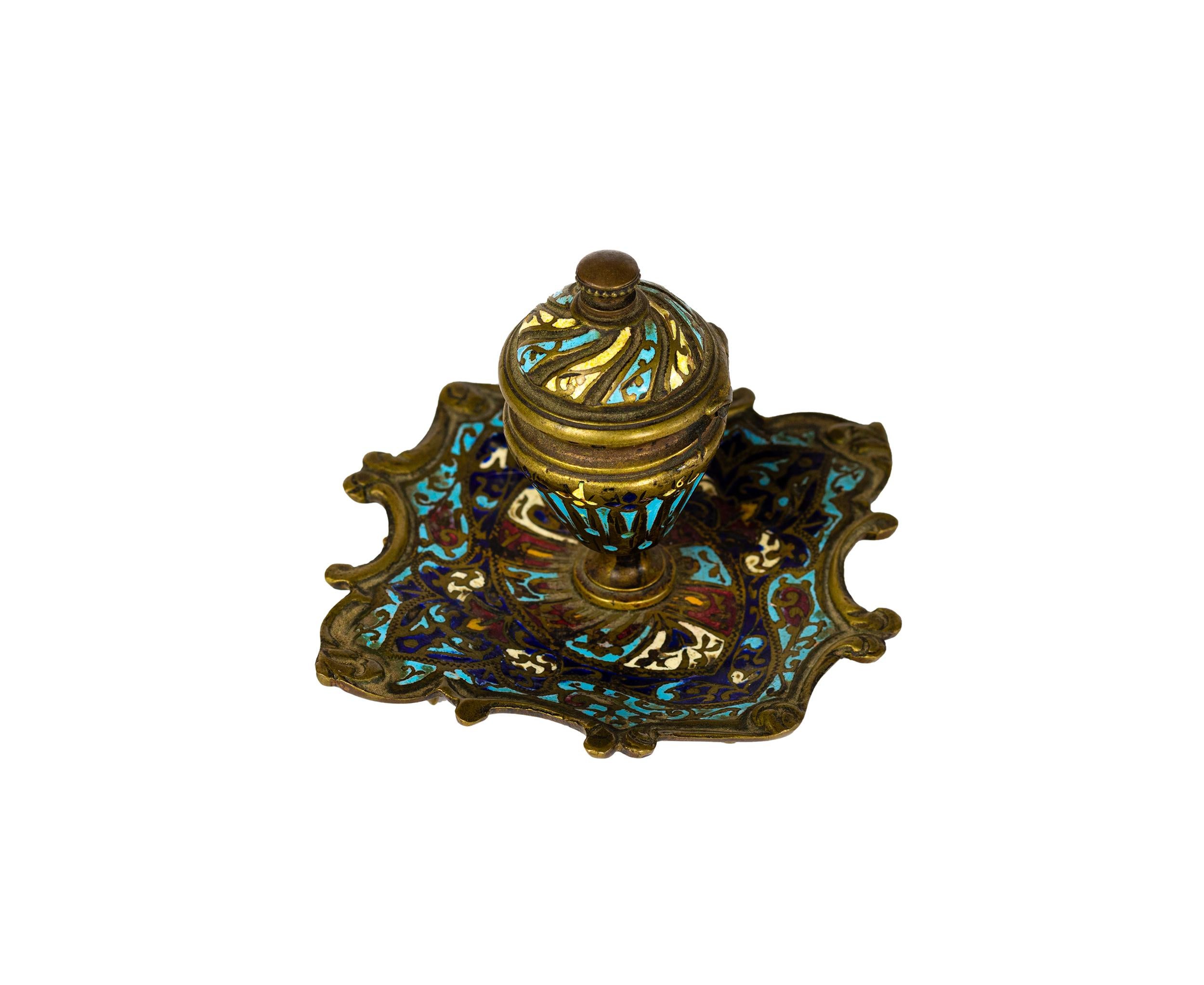 Ottone Coppia di calamai francesi Champlevé, (Napoleone III) in vendita
