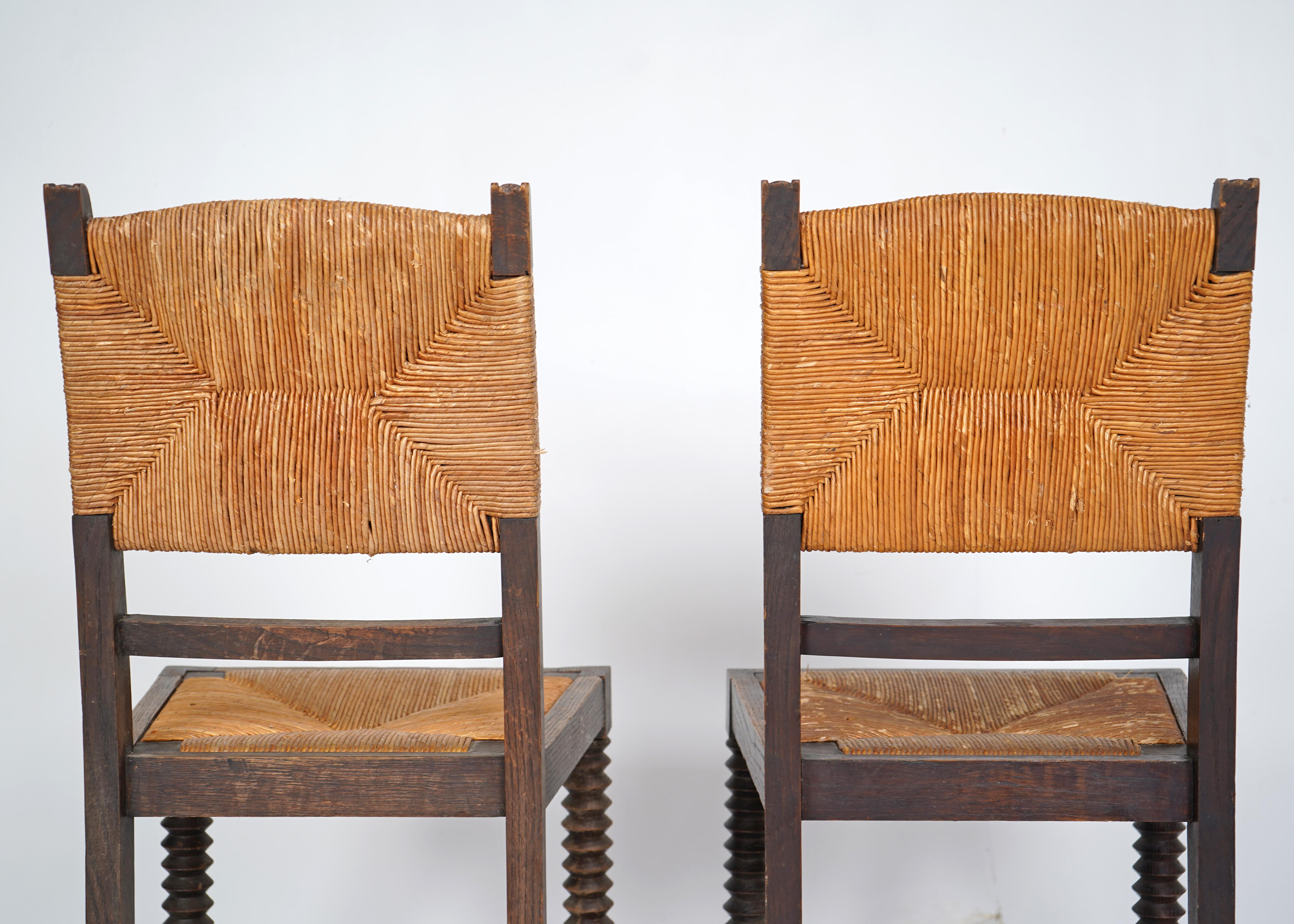 Jonc Paire de chaises françaises de style Charles Dudouyt - bois avec assise en jonc en vente