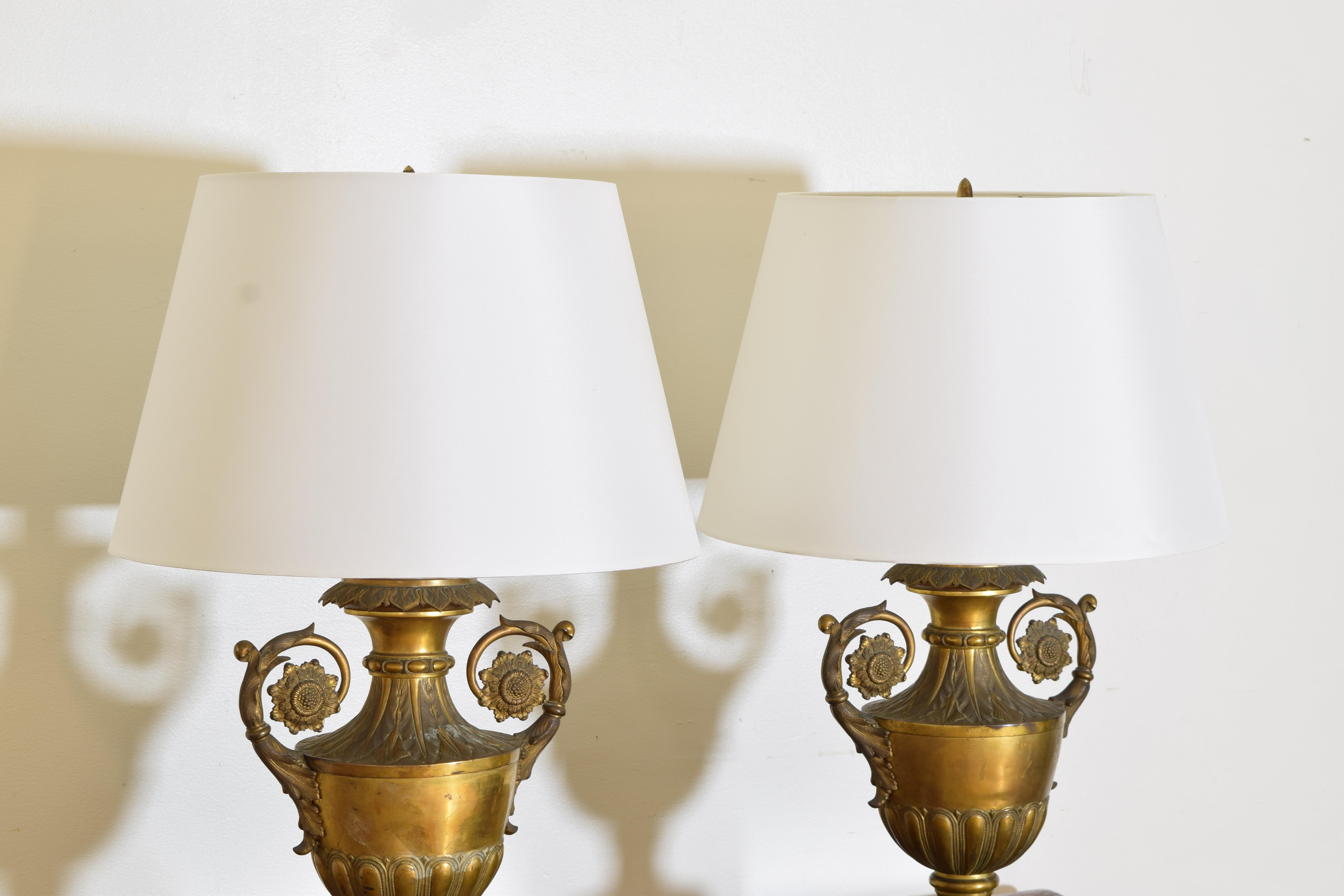 Neoclassical Pair of French Charles X Period Gilded Bronze Table Lamps, ca. 1825 For Sale