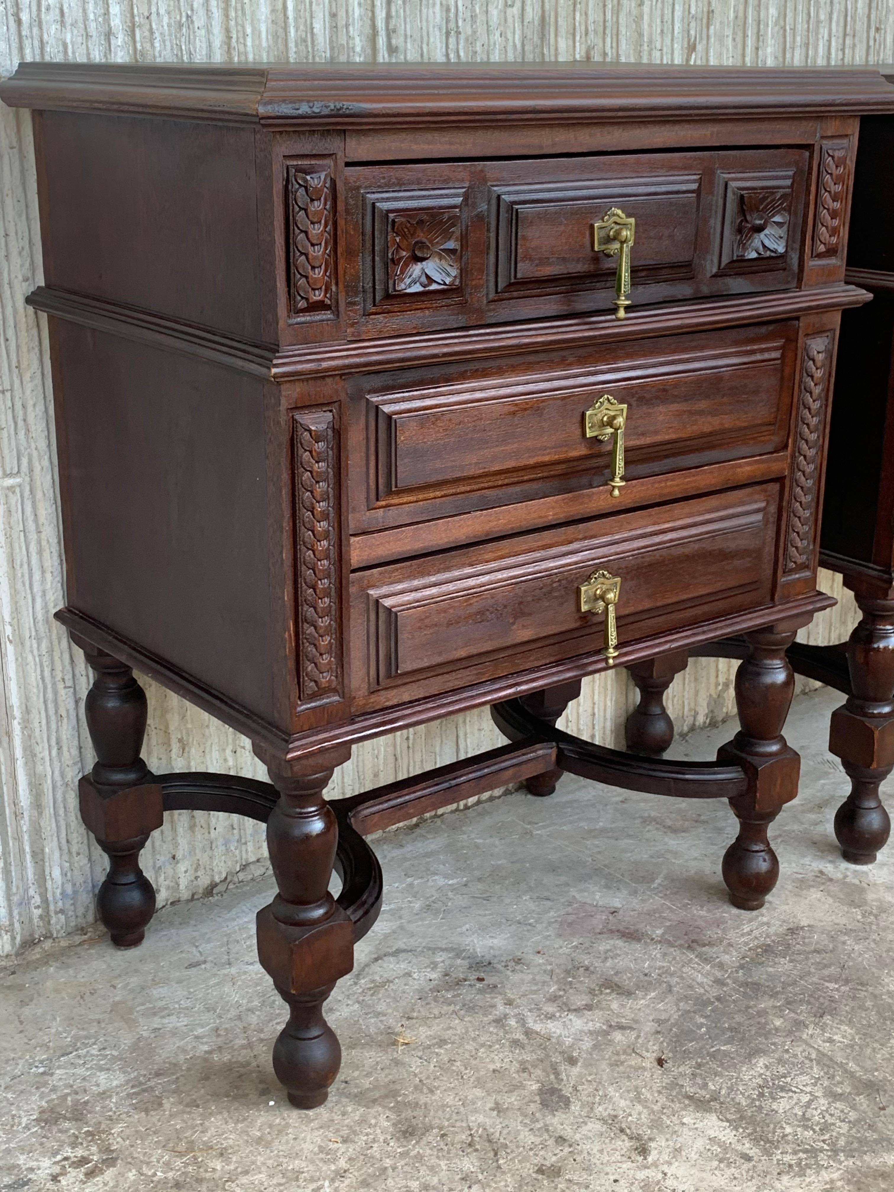 Pair of French Chestnut Bedside Nightstands with Three Drawer, Late 19th Century 6
