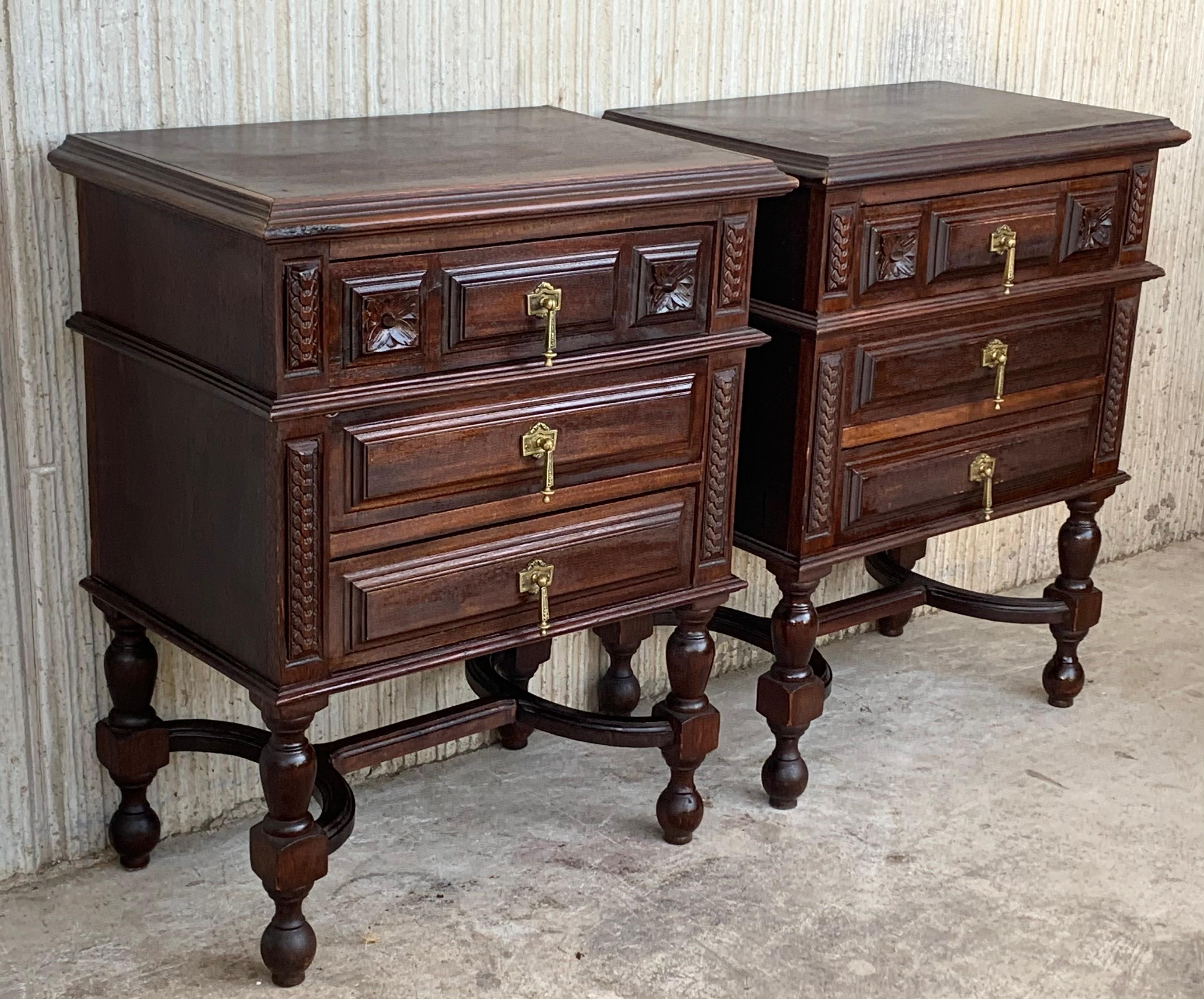 Pair of French Chestnut Bedside Nightstands with Three Drawer, Late 19th Century 4