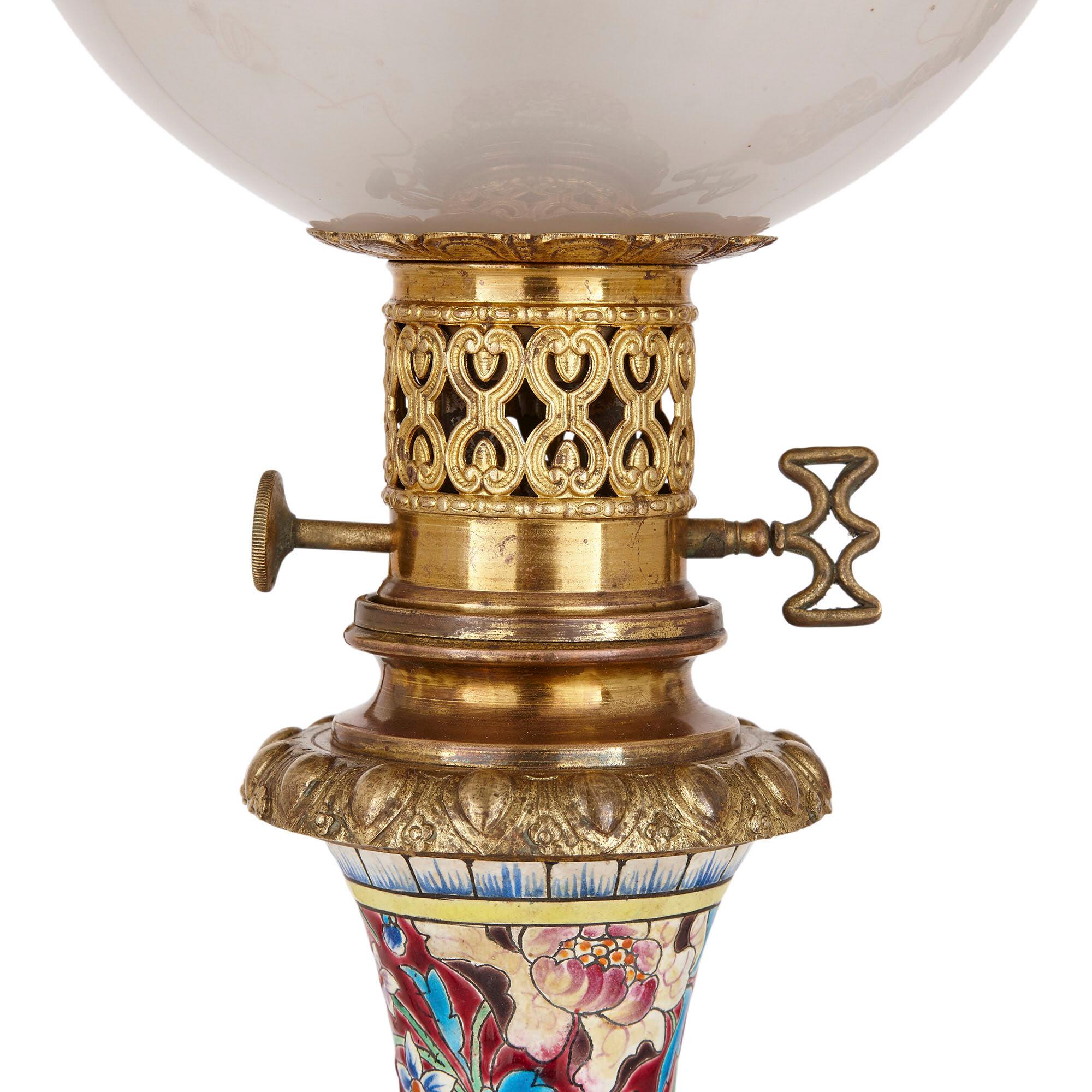 19th Century Pair of French Chinoiserie Style Faience, Glass, and Gilt Bronze Lamps For Sale