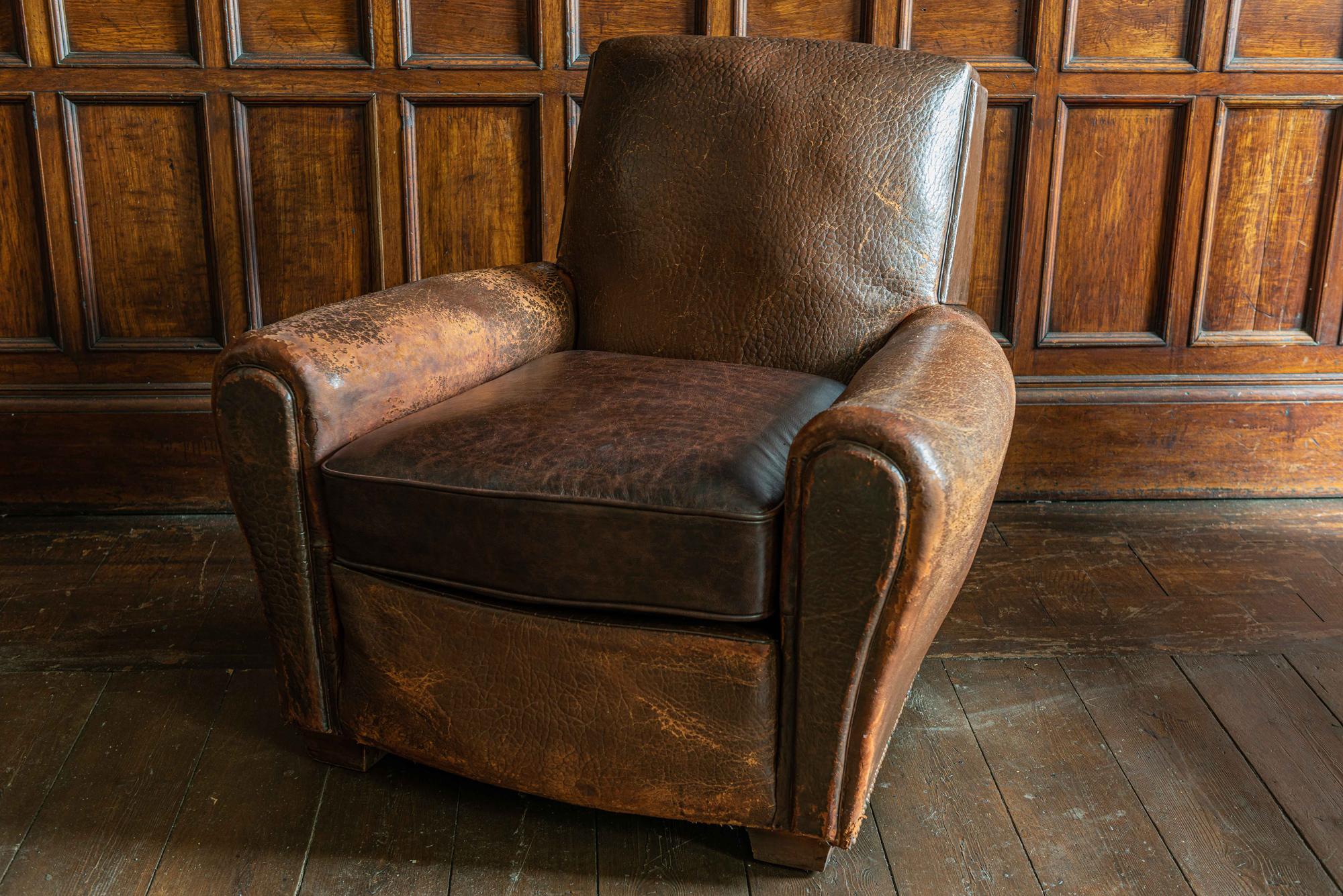 Pair of French cigar brown leather club chairs, circa 1940
Just the right amount of wear gives this pair an excellent colour. The leather is in good condition with the odd repair and light scratches here and there but very good for its age. Both