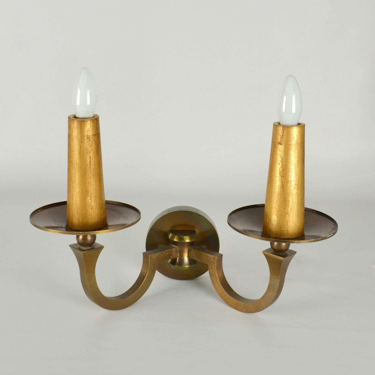 Mid-20th Century Pair of French Classical Bronze and Gild Wood Wall Scones