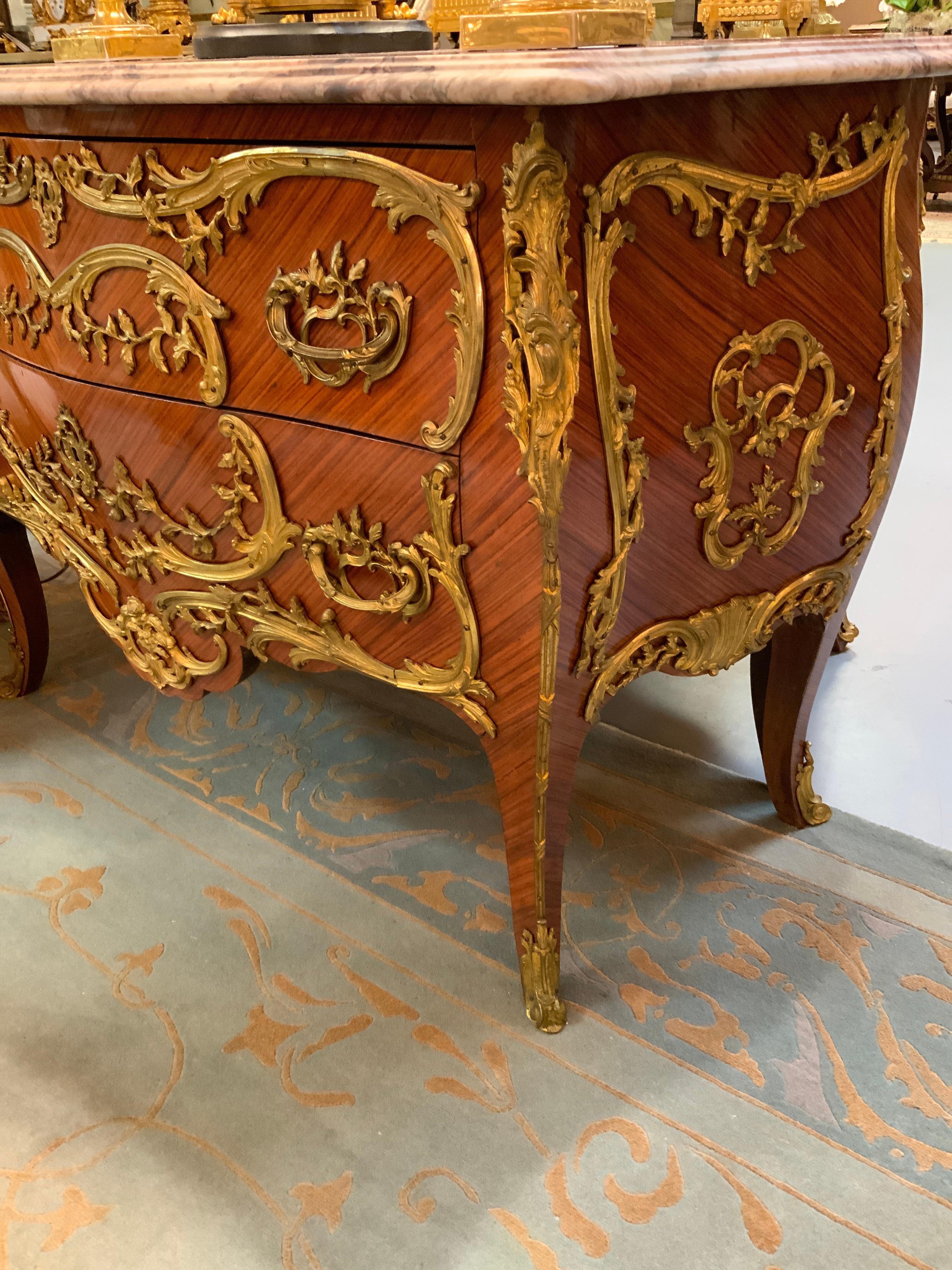 Pair of French Commodes Bombe' Form with Elaborate Bronze Mounts For Sale 5