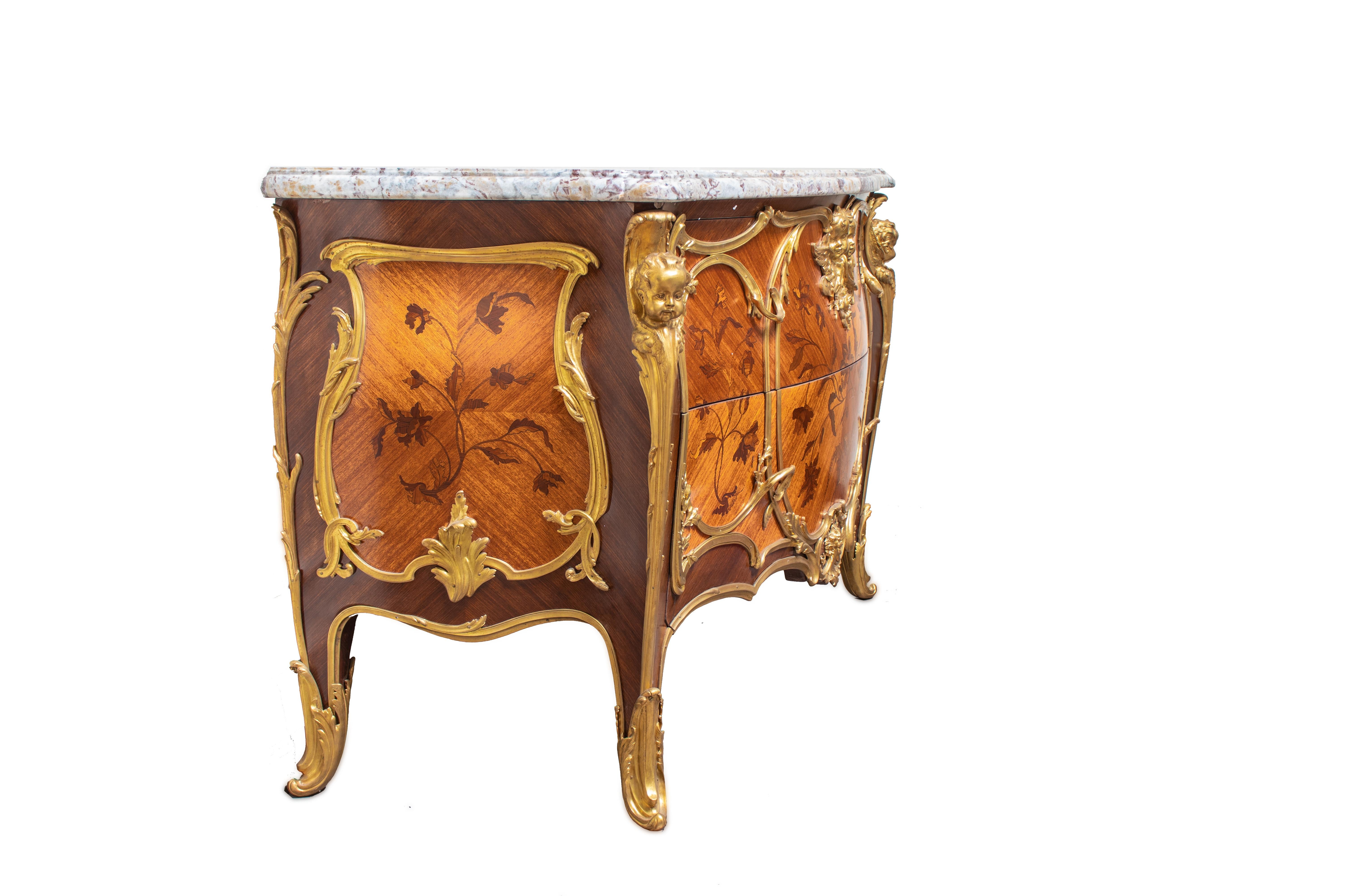 19th Century Pair of French Commodes in Louis XV style with Ormolu Mounts and Marquetry For Sale