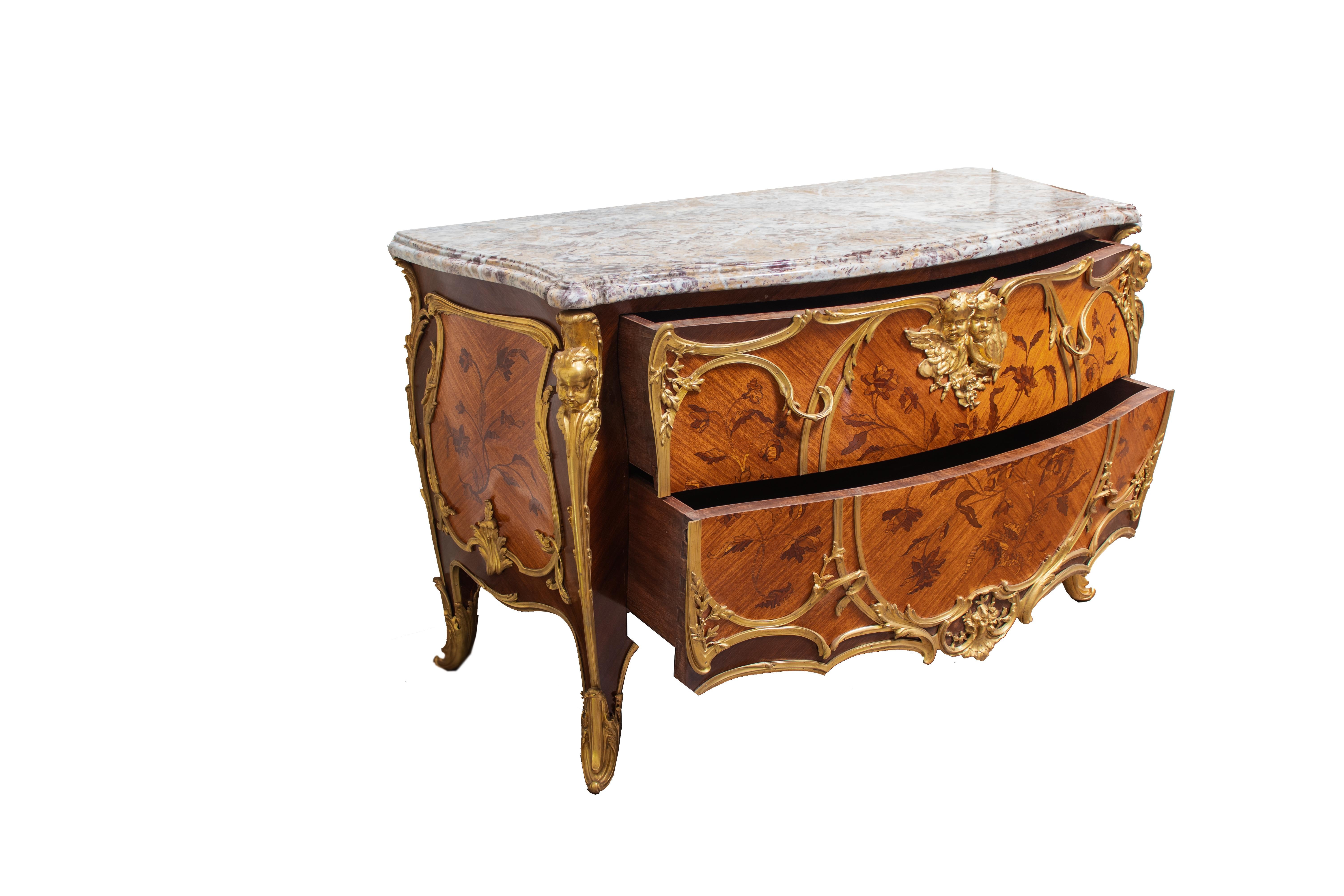 Pair of French Commodes in Louis XV style with Ormolu Mounts and Marquetry For Sale 2