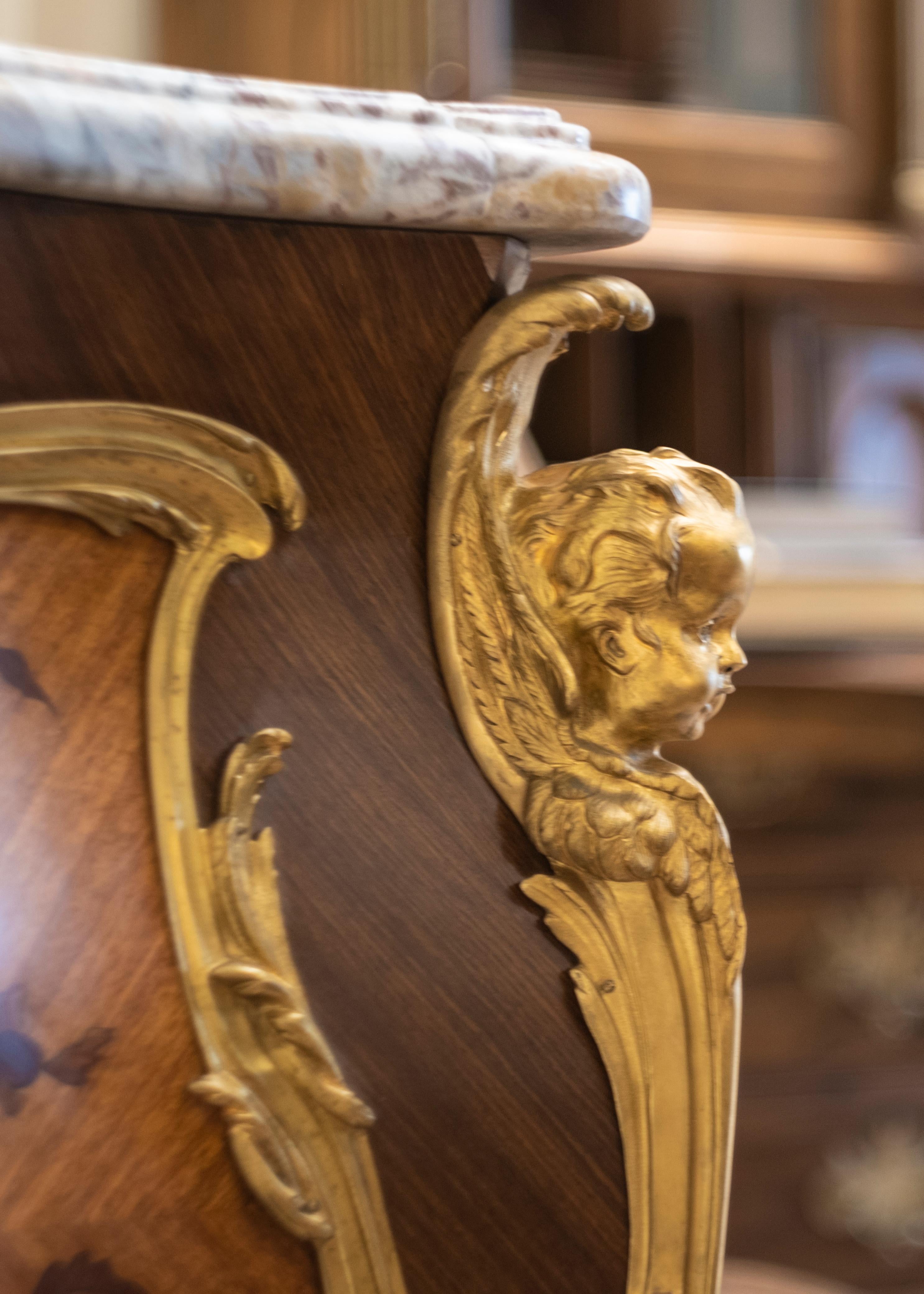 Pair of French Commodes in Louis XV style with Ormolu Mounts and Marquetry For Sale 3