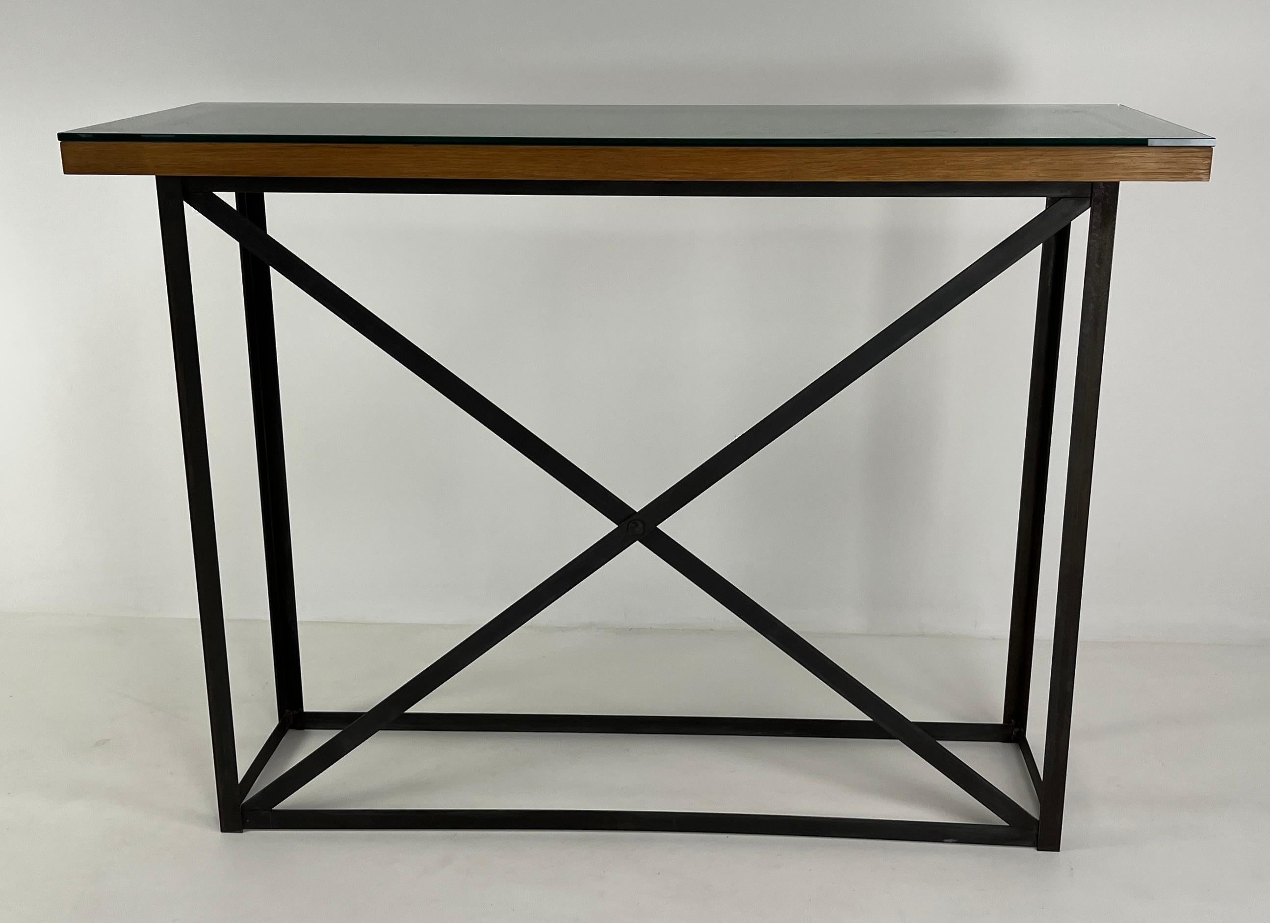 19th Century Pair of French Console Tables For Sale